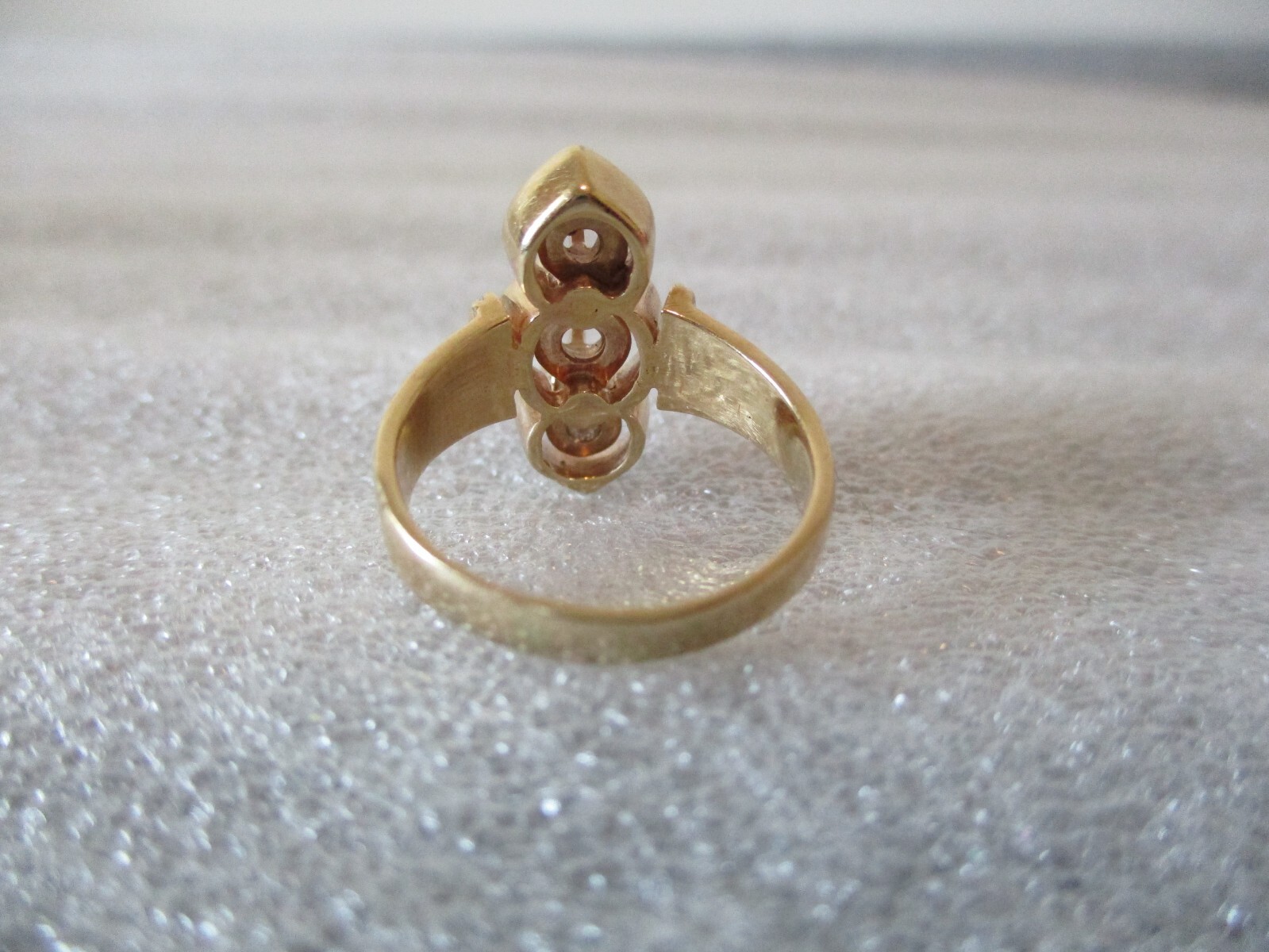 VTG 14K YELLOW GOLD (.30ct APPOX) DIAMOND RING 3 VERTICAL BUTTERCUP SZ 5.5/5.43g