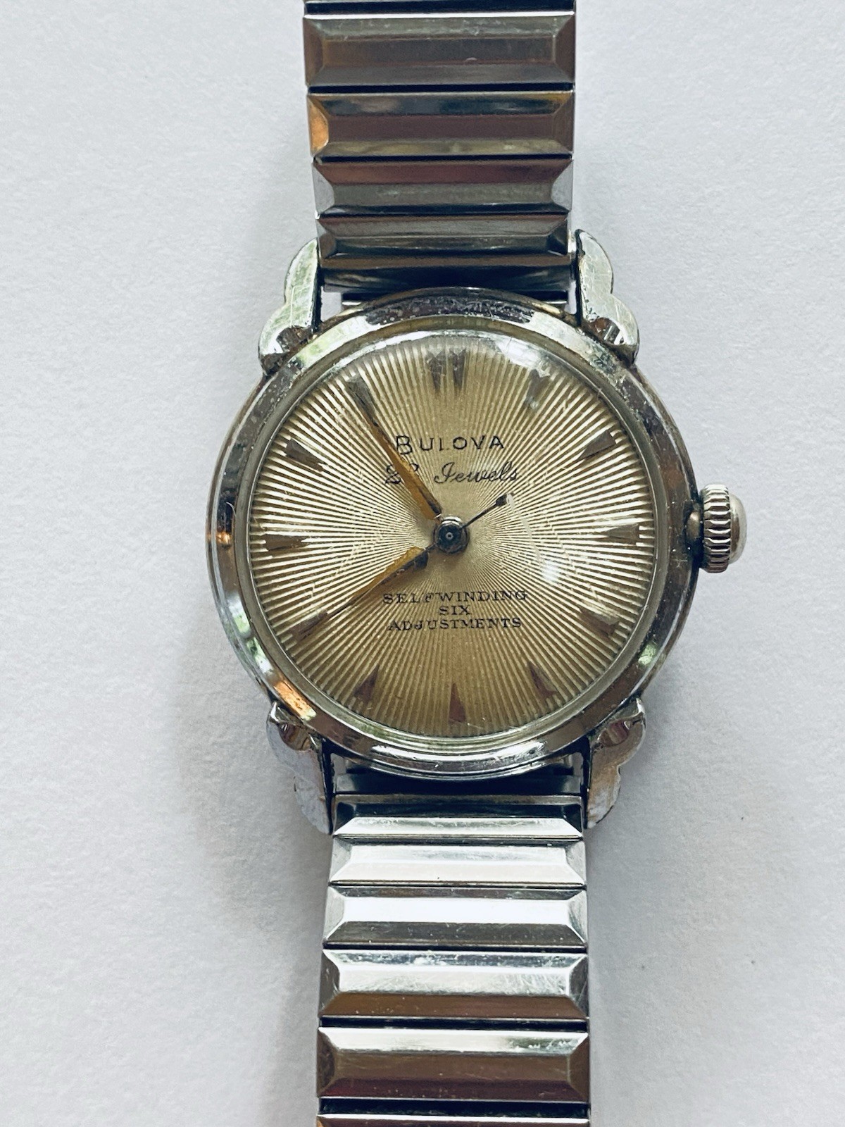 Vintage Bulova Mens 23 Jewel Self-Winding Six Adjust Automatic 32mm Wristwatch