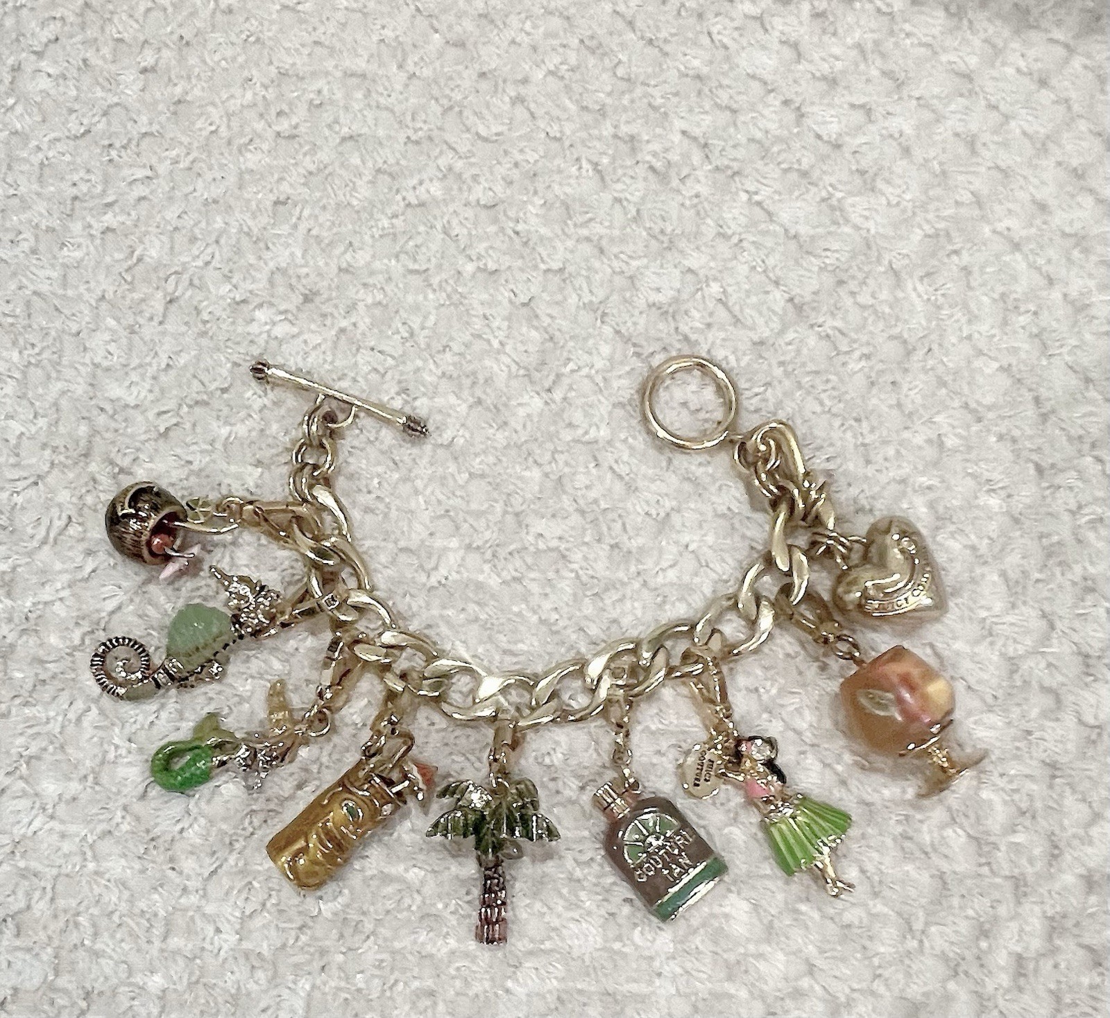 Juicy Couture Charm Fish Bowl Hawaii Theme Gold Bracelet