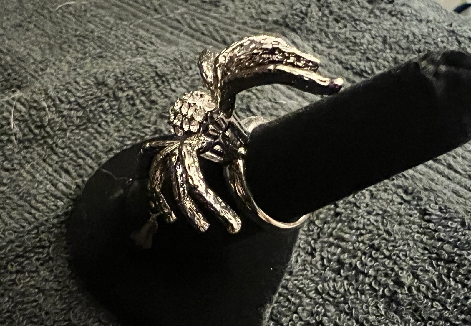 Vintage Betsey Johnson Spider Ring Clear & Black Crystals Dangly Black Bead