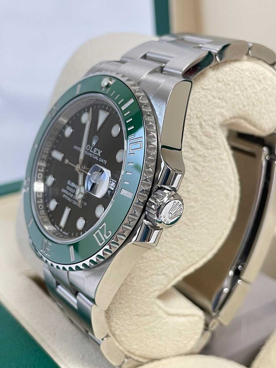 Rolex Submariner Date 41 Starbucks 126610LV Mk1 Mint + Warranty