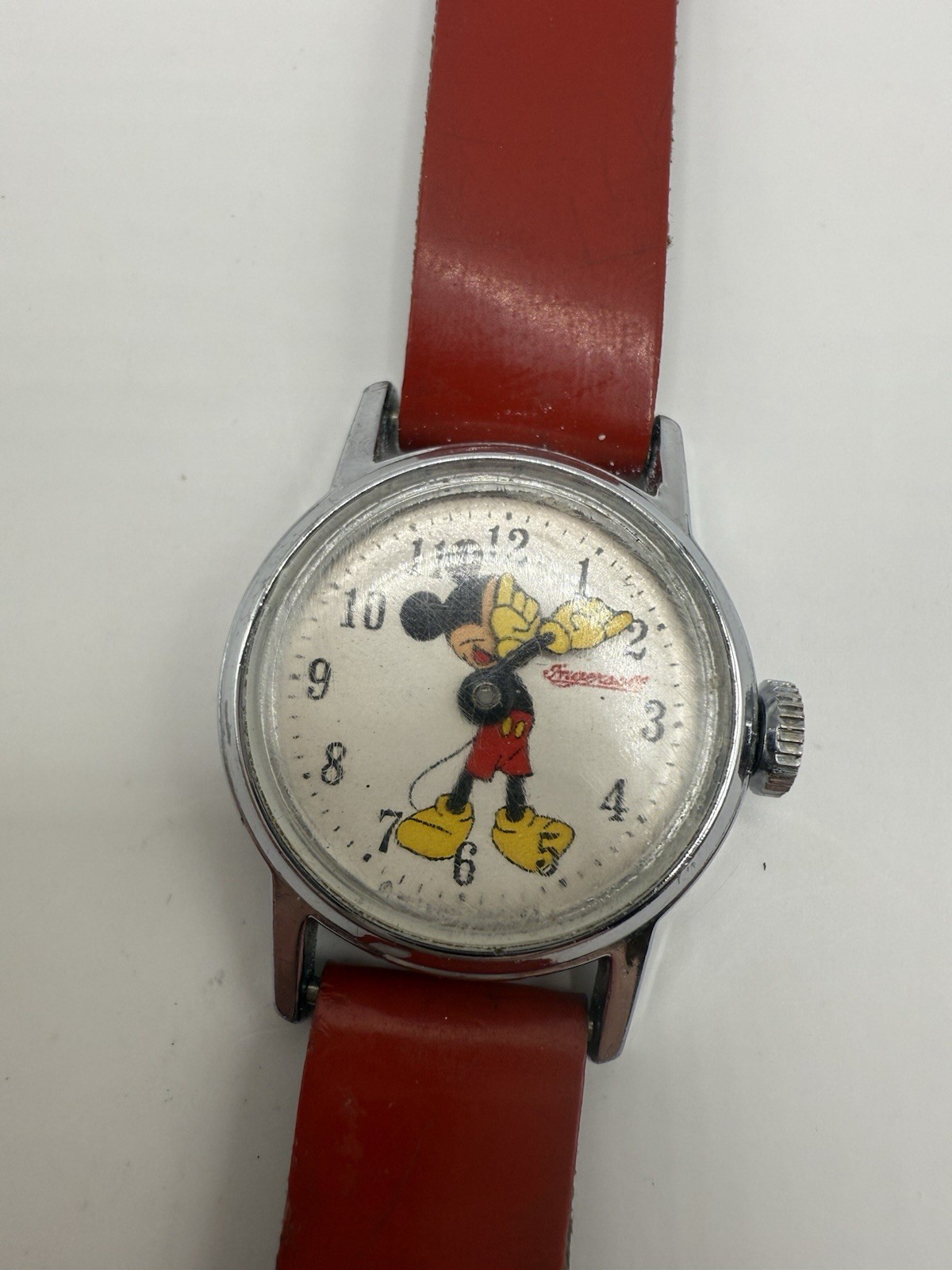 VINTAGE INGERSOLL MICKEY MOUSE CHILDREN/LADIES WATCH 24MM RUNNING OG BAND