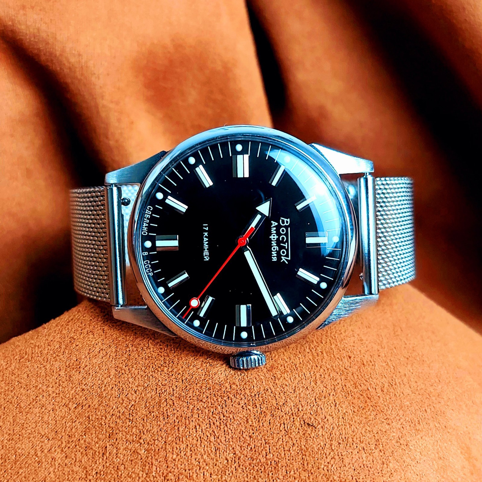 Soviet Wrist Watch Vostok Wostok Amphibian USSR 17 Jewels Vintage Men’s Watch