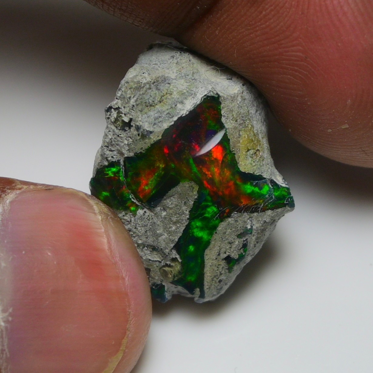 21.10 Cts Smooth Black Ethiopian Opal Rough, Ideal for Jewelry – Smoked Opal Raw
