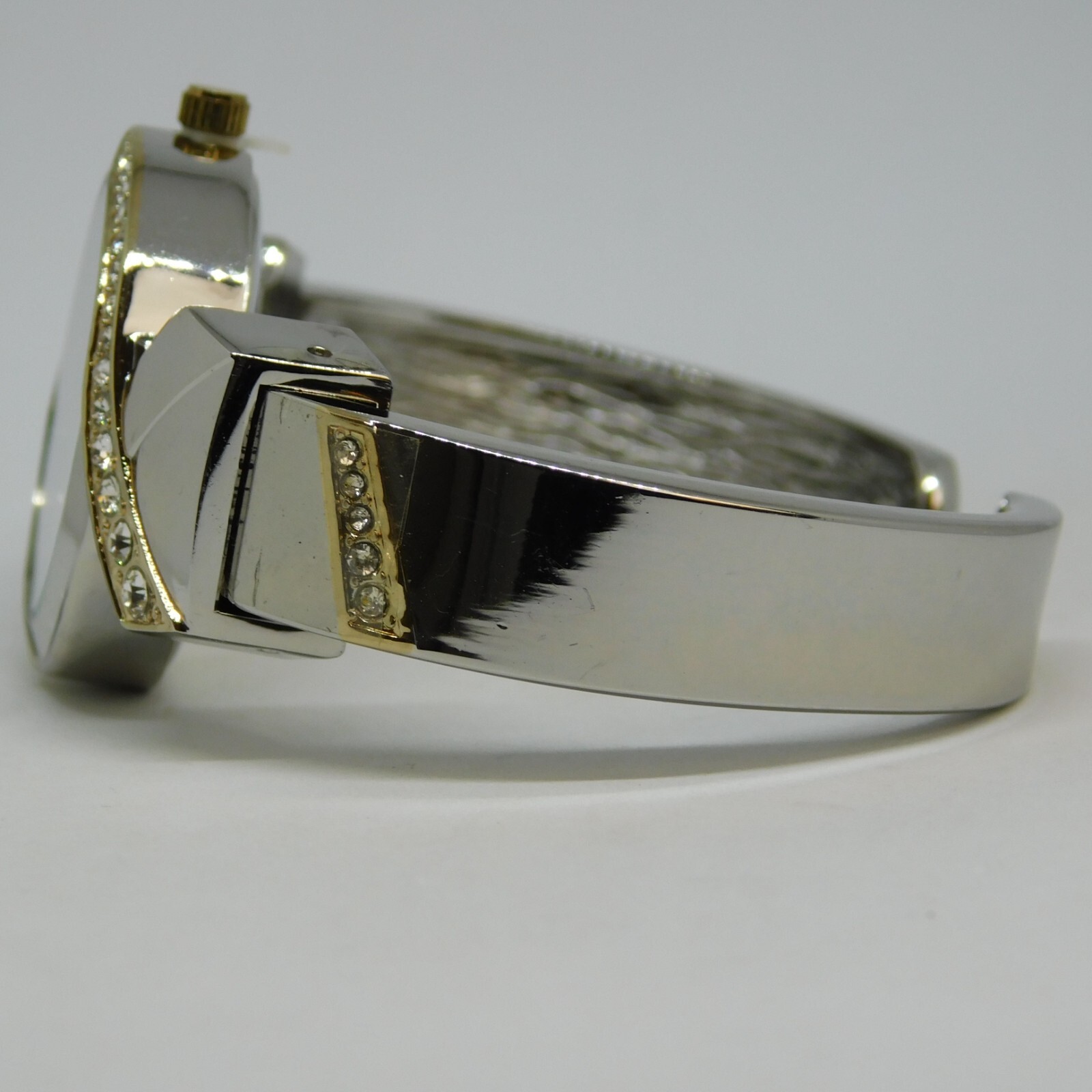 ACCUTIME WATCH CORP. WAC4375KL Quartz Analog Women’s Watch Sz.6 1/2″ New Battery