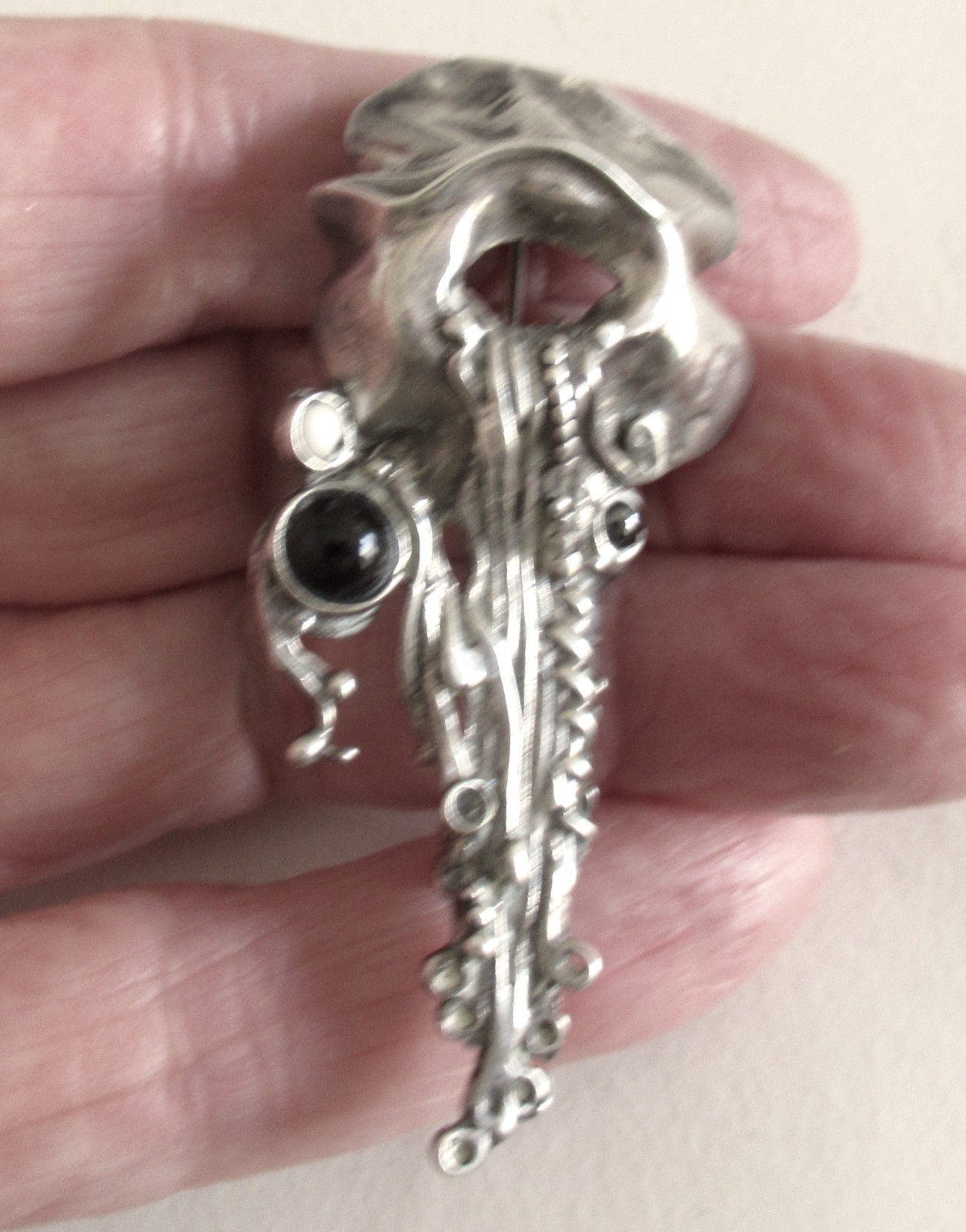 2.44 INCHES STUDIO STERLING BRUTALIST BROOCH w STONES