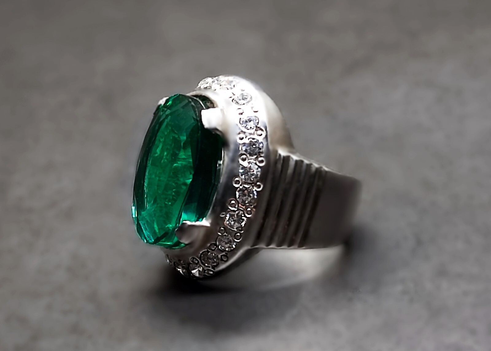 16 Carat Lab Created Deep Green Emerald Sterling Silver 925 Handmade Mens Ring