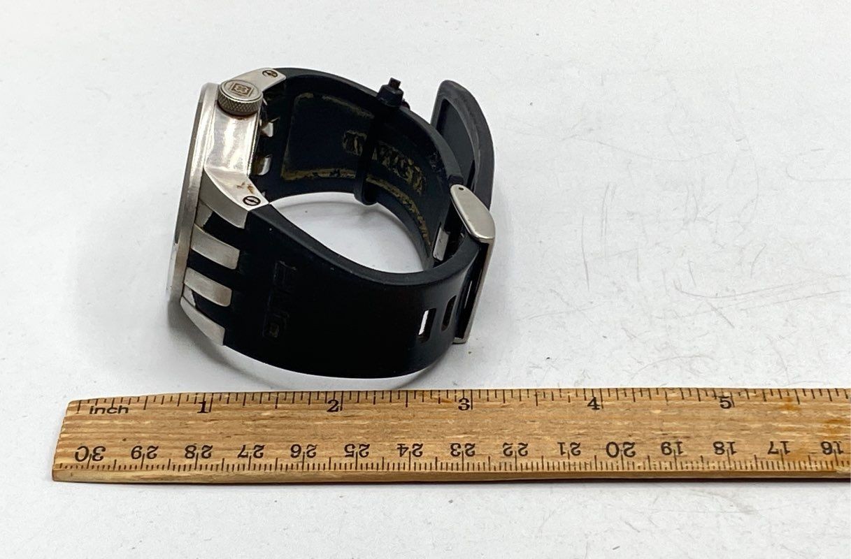 Invicta DNA Urban Men’s Watch 10407 Stainless Steel 44mm Quartz Box & Manual