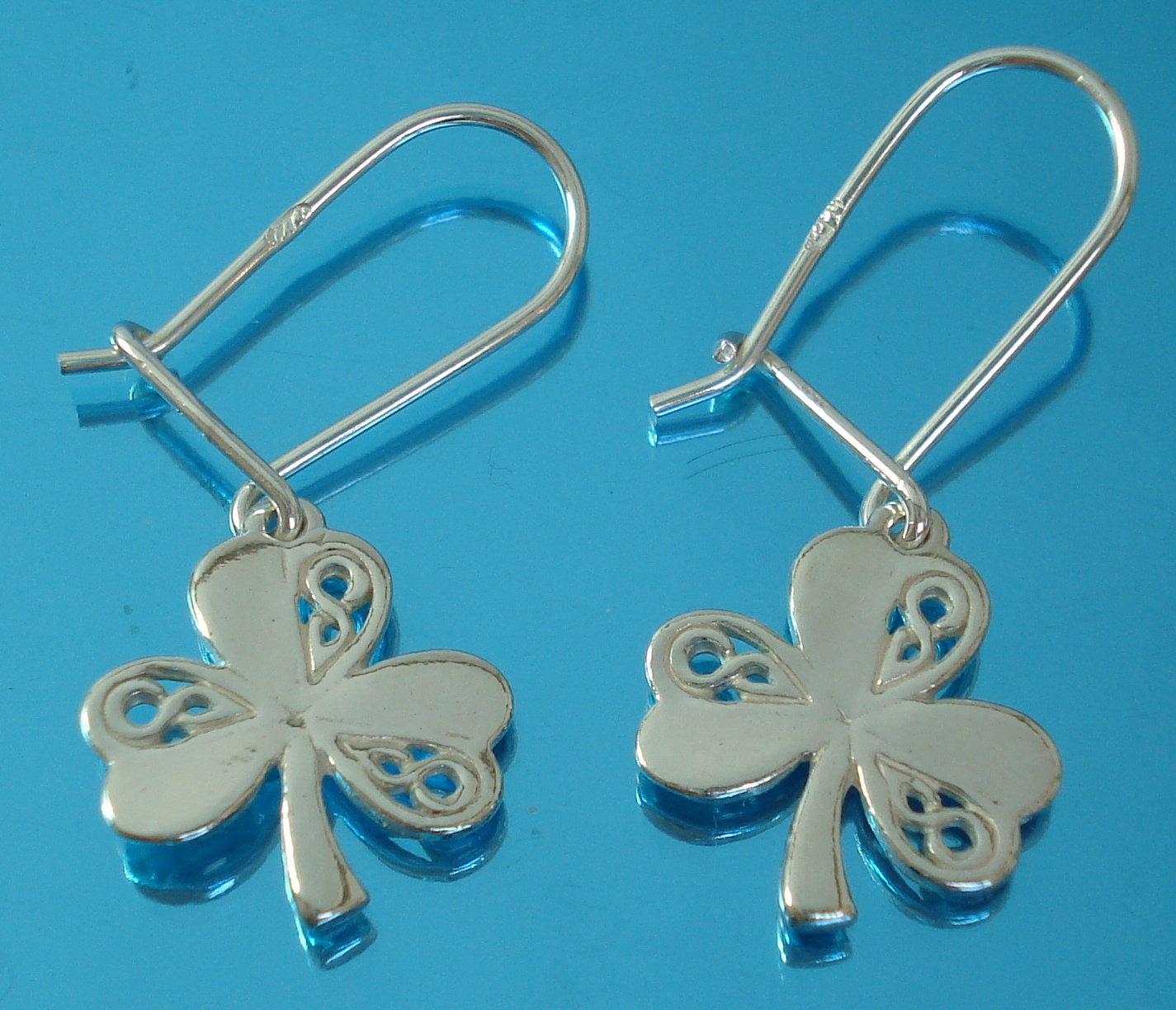 Solid 925 Sterling Silver Irish Shamrock 3-Leaf Clover Dangle Earrings Gift Box