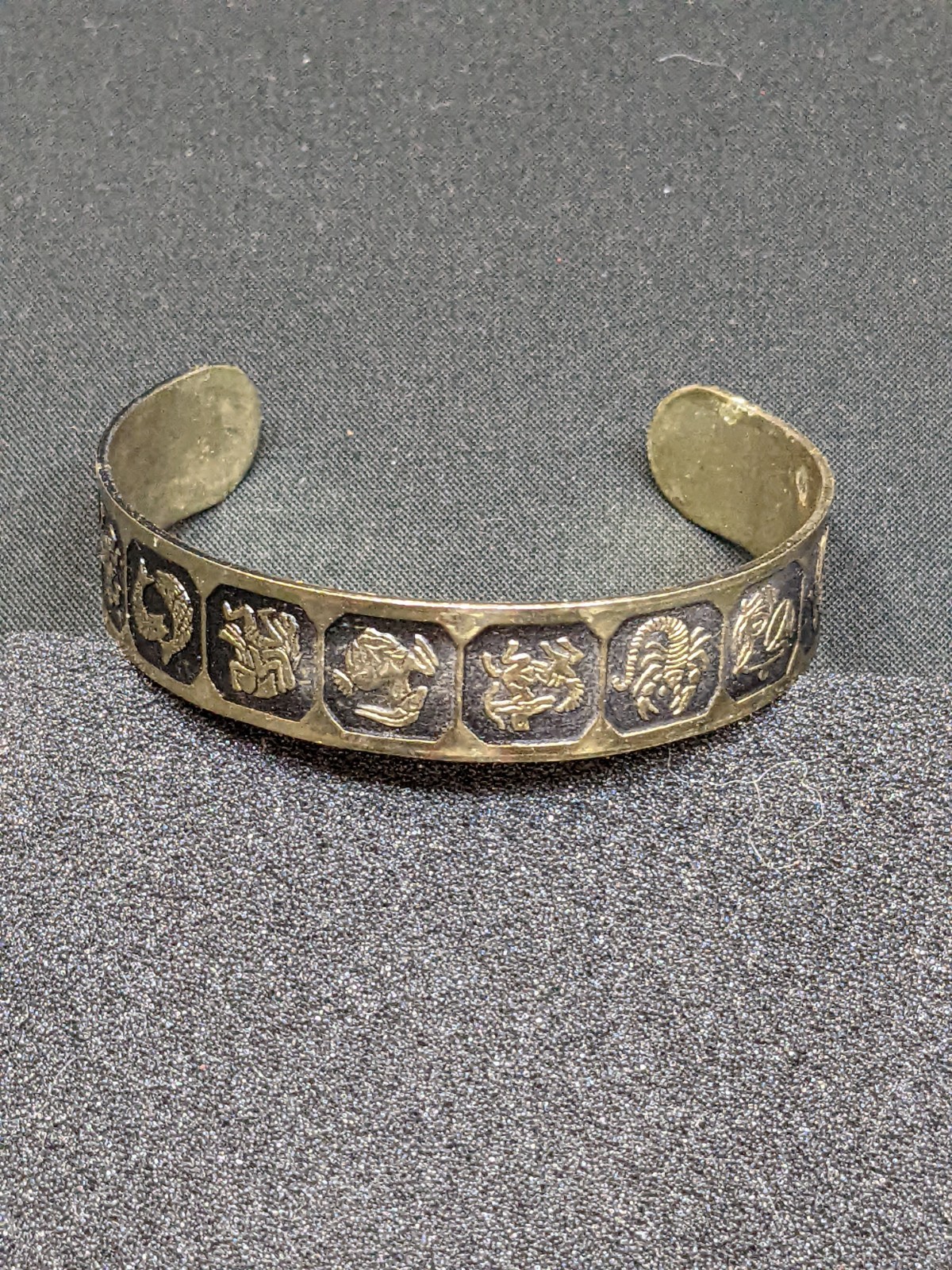 Vintage Zodiac Astrology Cuff Bracelet Gold Tone Celestial Horoscope Signs ~7.5″