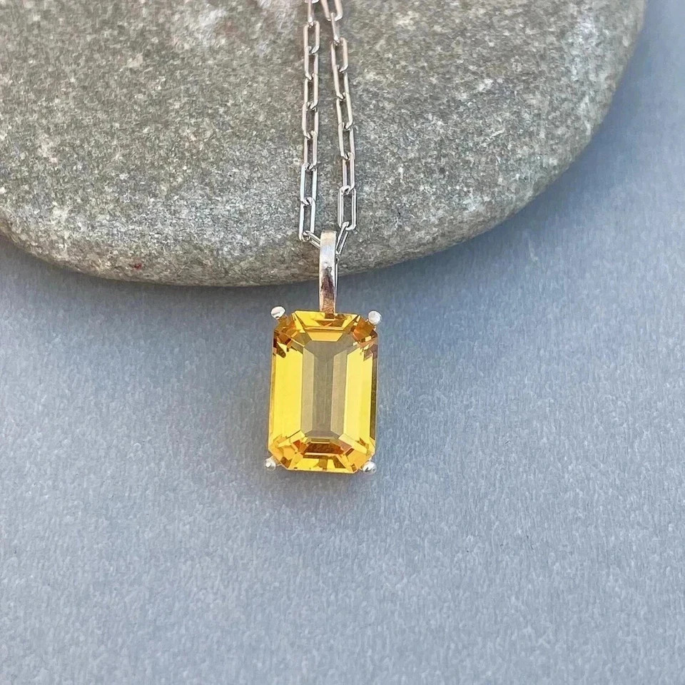 25.70 Ct Natural Yellow Emerald Sapphire 925 Solid Silver Pendant Gemstone