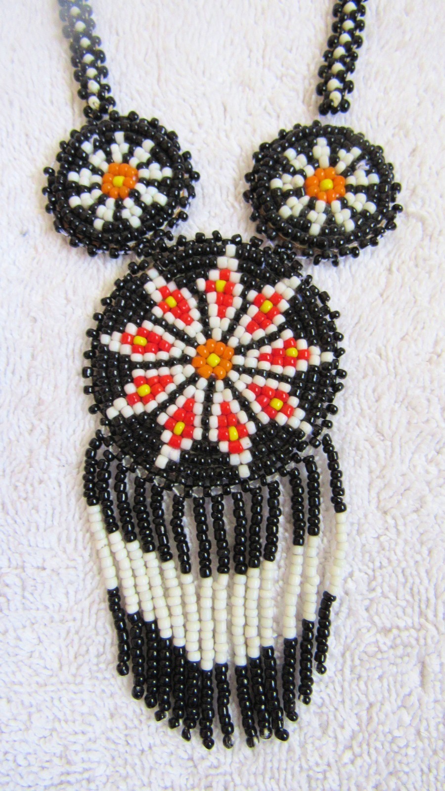 Vintage Beads Beaded Beadwork Design Sioux Indian 3 Medallion Pendant & Necklace