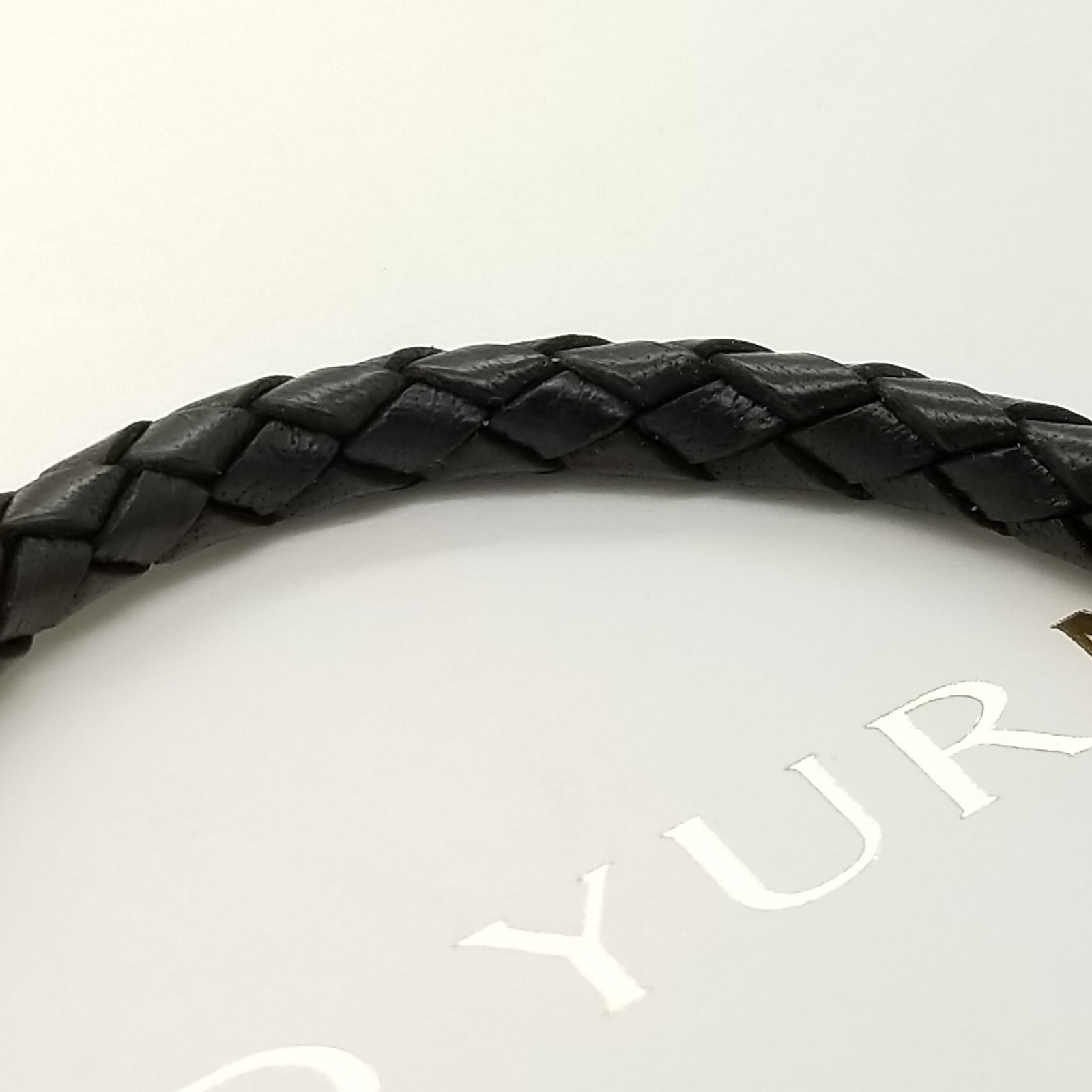 David Yurman Mens 925 Sterling Silver 8.5in Black Leather Woven Chevron Bracelet