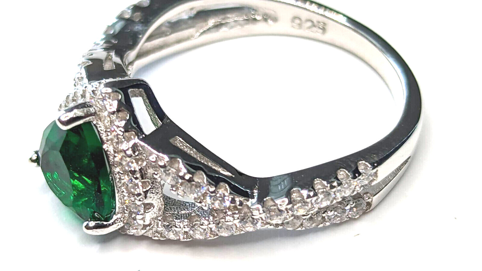 Twisted Heart Engagement Ring Simulated Emerald CZ Sterling Silver NEW