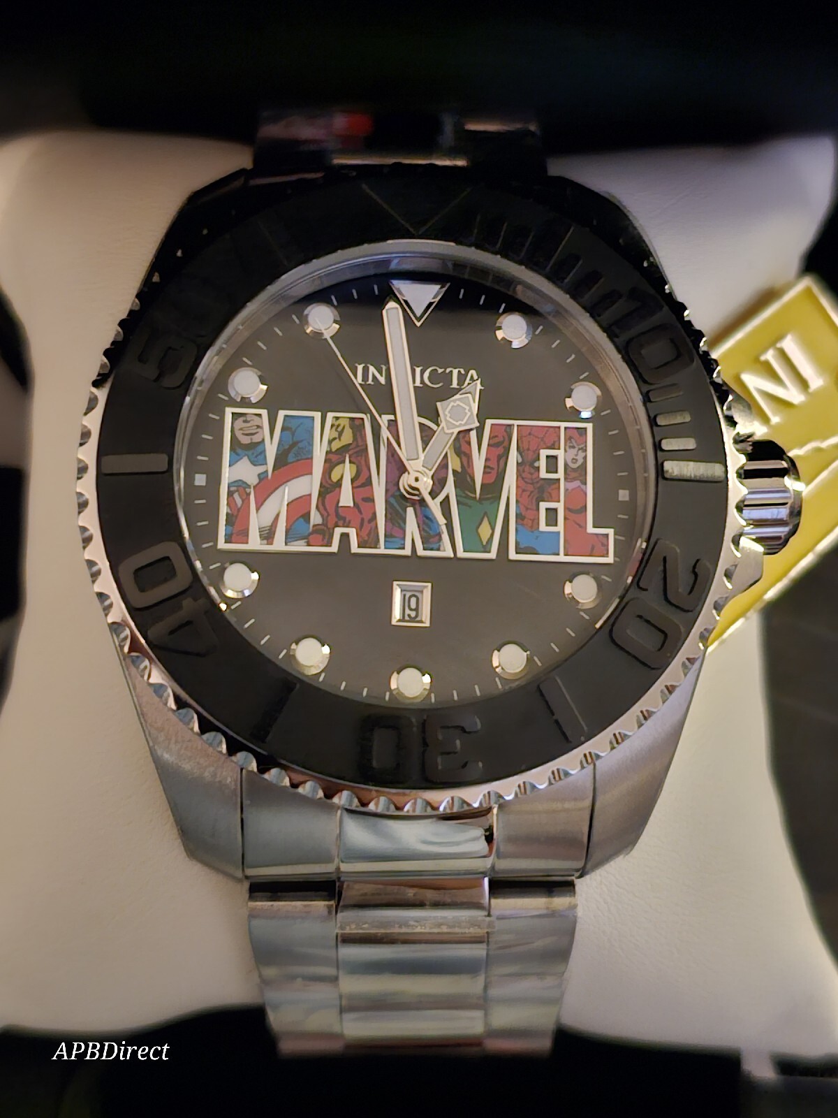 Invicta – Marvel #60 Logo – 50mm Limited Edition Flame-Fusion mens Quartz watch
