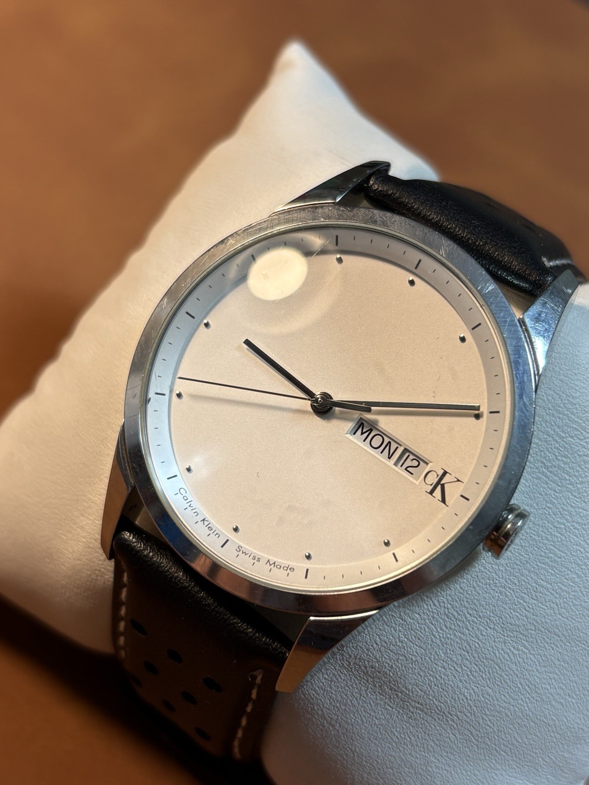 Calvin Klein Swiss Made Men’s Watch Stainless K2211 Day/Date,LeatherCitizen Band