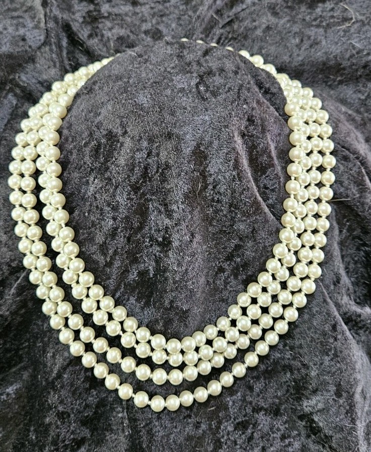 Premier Designs Jewelry Opening Night Faux Pearl Necklace 90”
