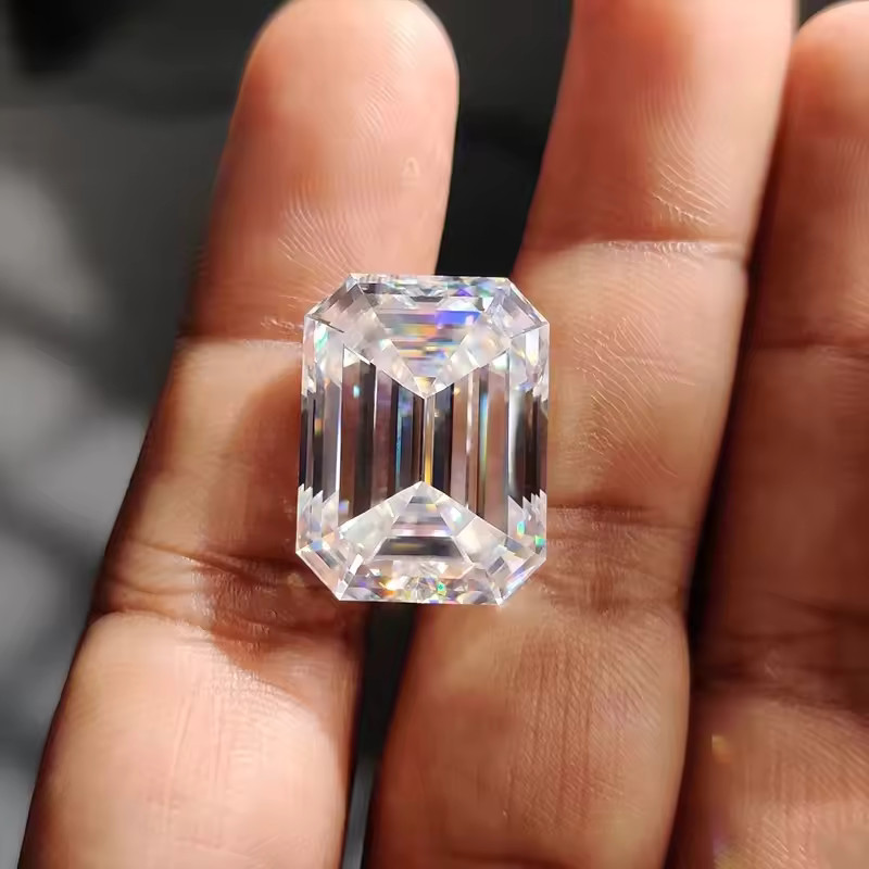 Moissanite Loose Stones W. GRA Certificate 3-14mm 0.1-10ct VVS1 Round Oval Pear