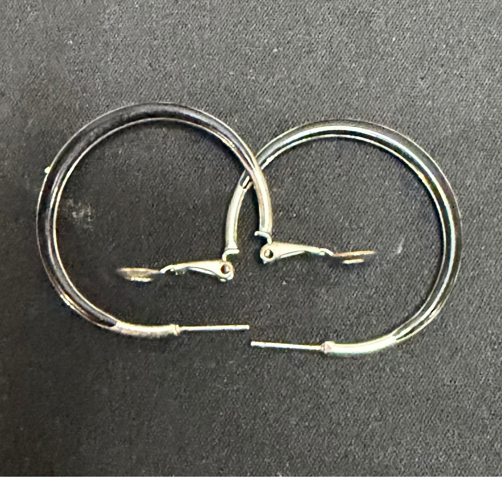 Hoop Earrings Womens OS Silver Black Enamel Inlay Latch Back 1.5″