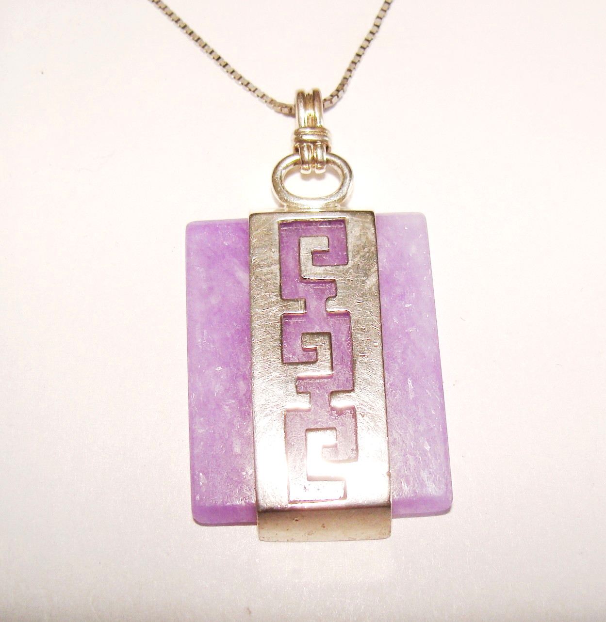 Ross Simons 10.7g Sterling Silver Carved Lavender Jade Pendant & 16″ Necklace