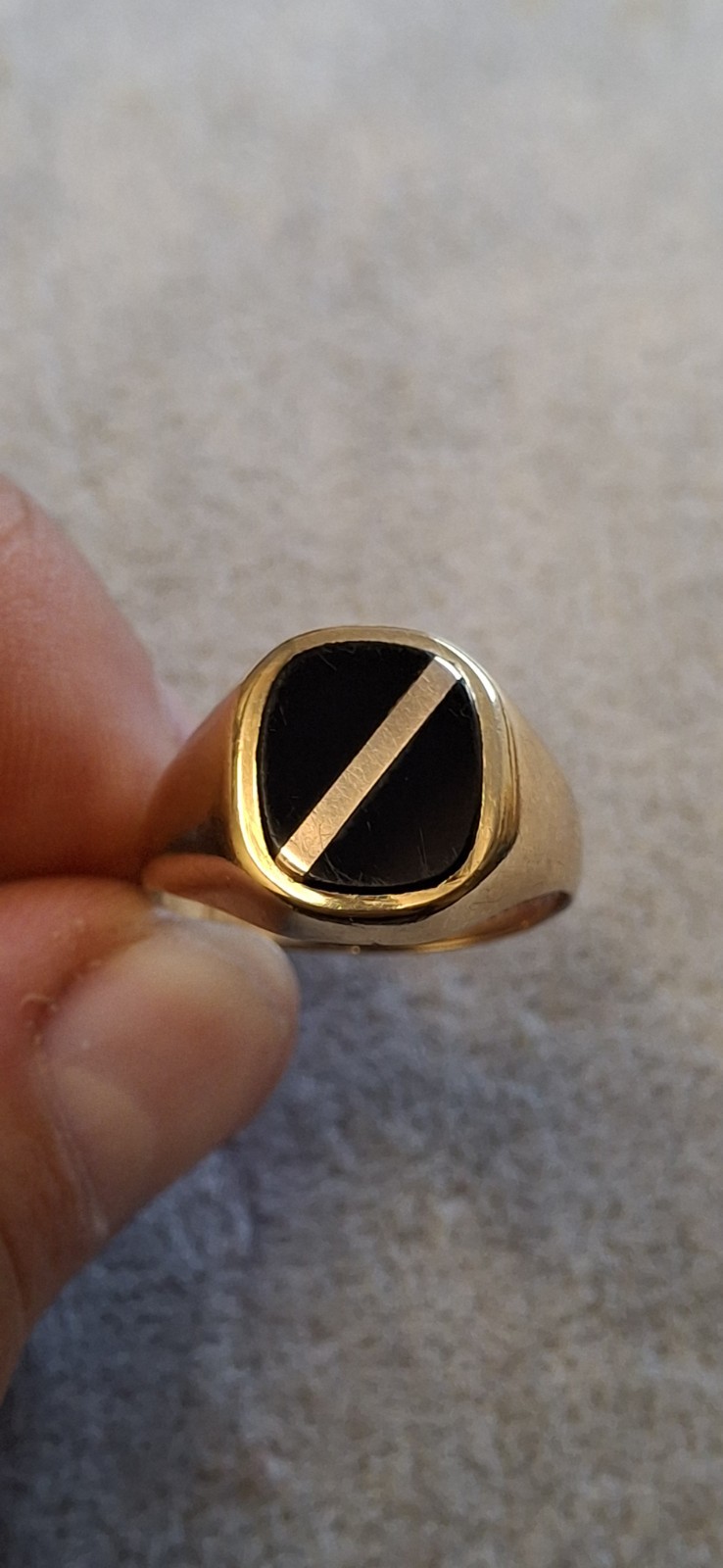 Vintage 9ct Gold Onyx Signet Ring – Size R