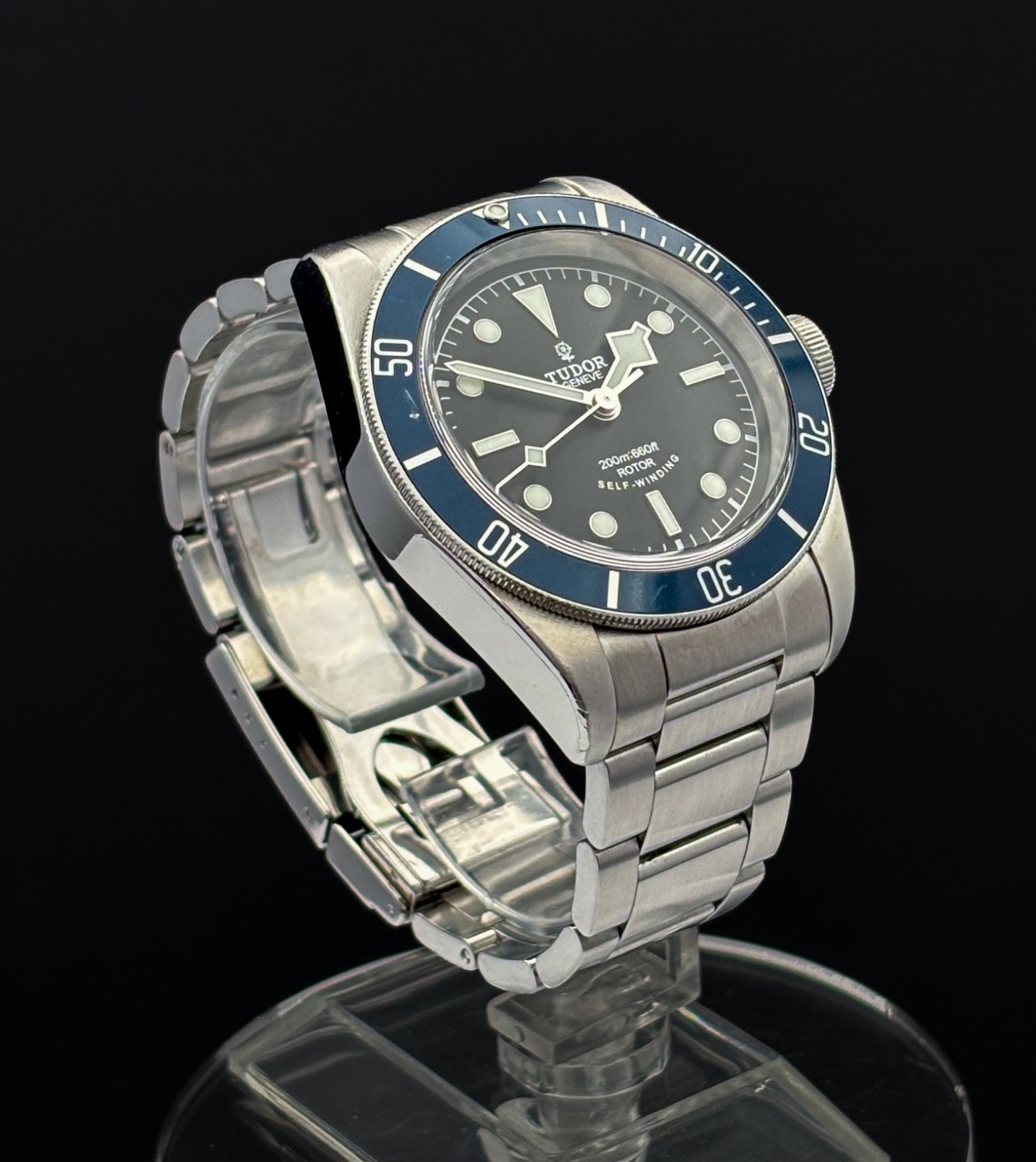 Tudor Black Bay 79220B Smiley ETA Rose Dial Blue Bezel Full Set 41mm