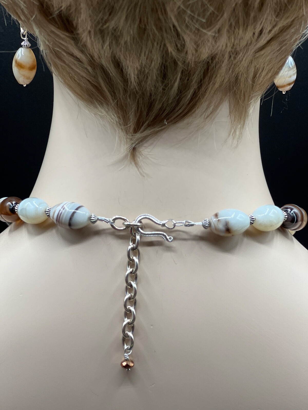 NATURAL DRUSY QUARTZ PENDANT WITH BOSTWANA AGATE BEAD NECKLACE EARRING SET