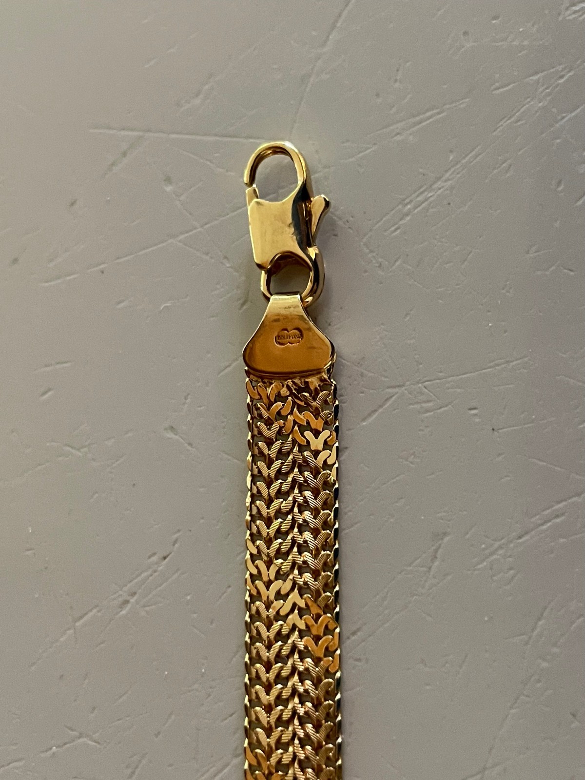 14 KT Yellow Gold Bracelet 6.07 G 7 in. Italy Beautiful