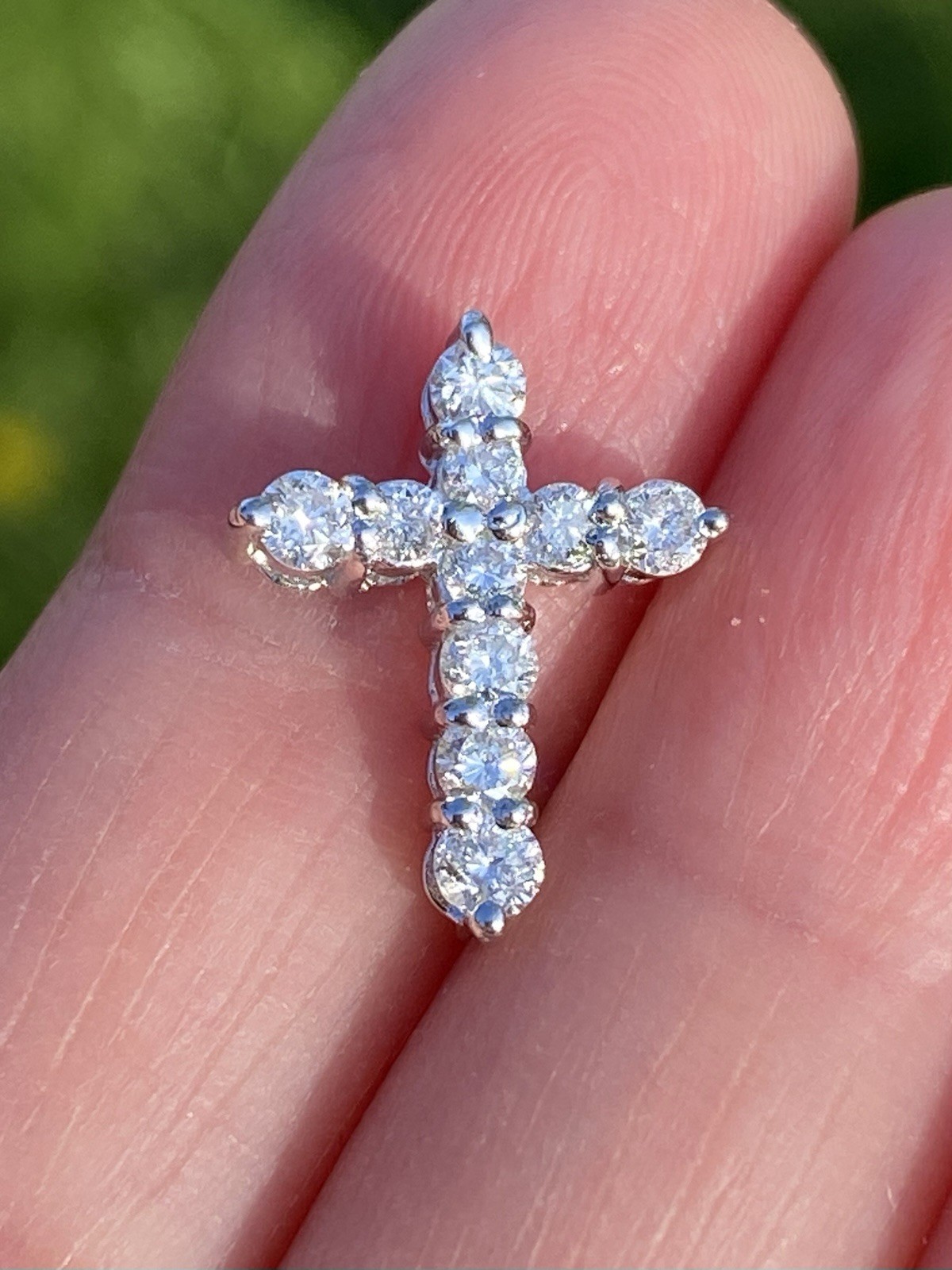 Platinum 0.50CTW 100% Natural Quality White Diamond Cross Pendant