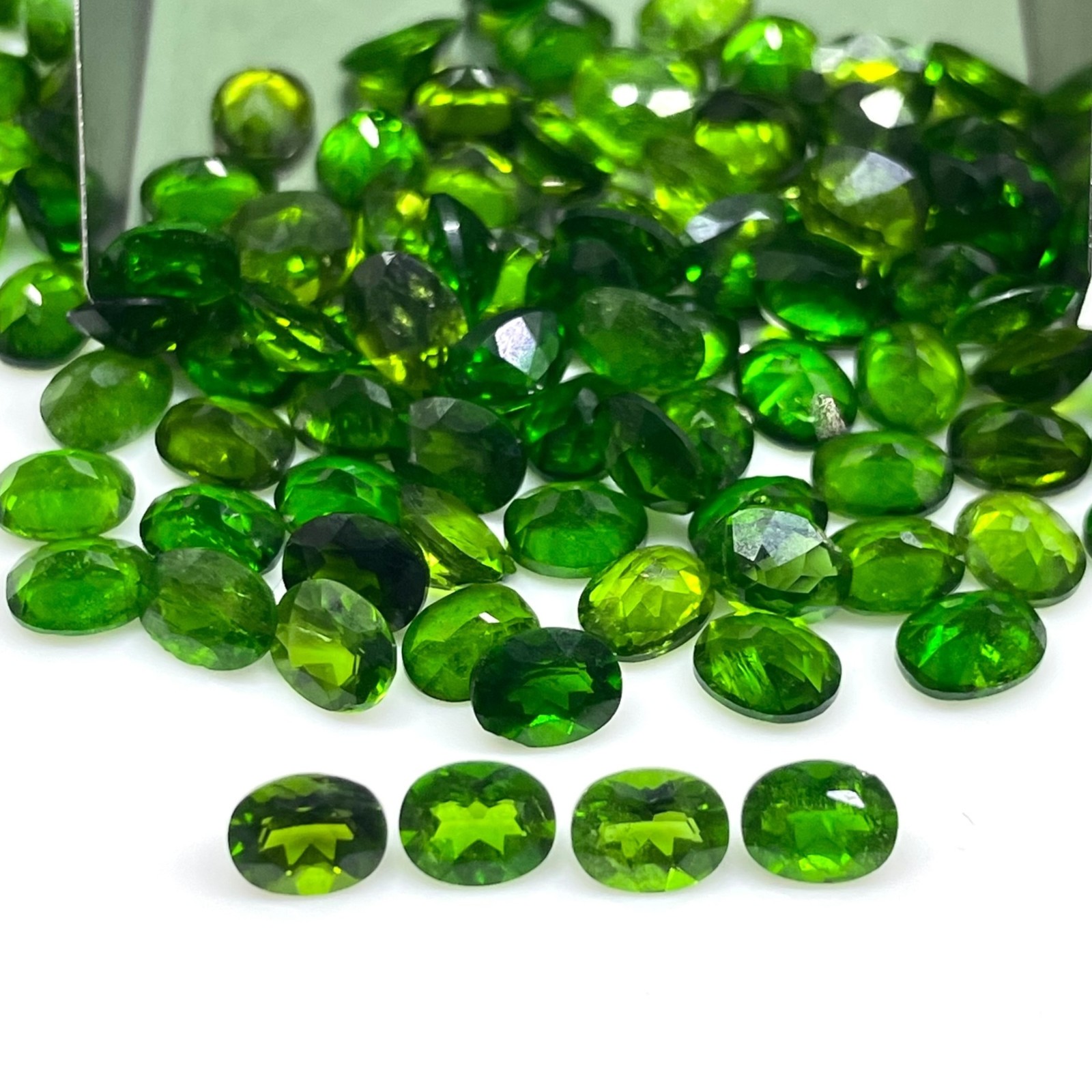 25 Pcs Natural Chrome Diopside 5x4mm Oval Cut Vivid Green Loose Gemstones Lot