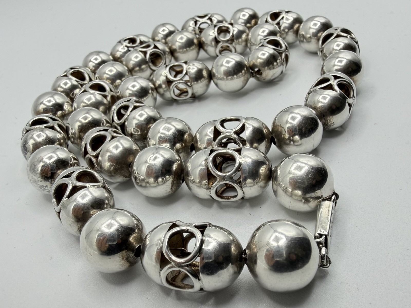 114g VTG Taxco Mexico 925 Sterling Silver Lantern Ball Bead Heavy Necklace 27”