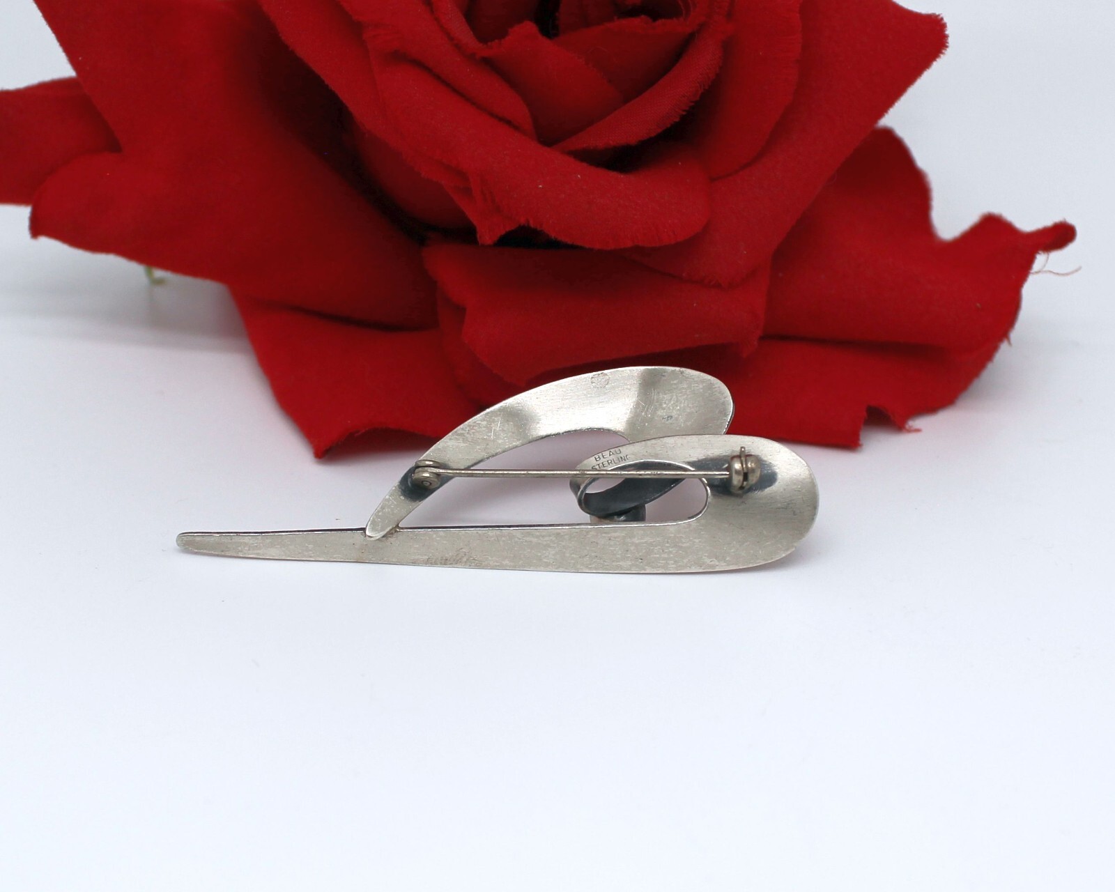Sterling Silver Beau Sterling Brooch Pin 7.69g CAT RESCUE