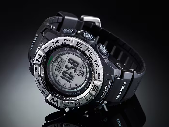 Casio Pro Trek Gray Men Wristwatch PRW-3500-1CR (retails for $365)