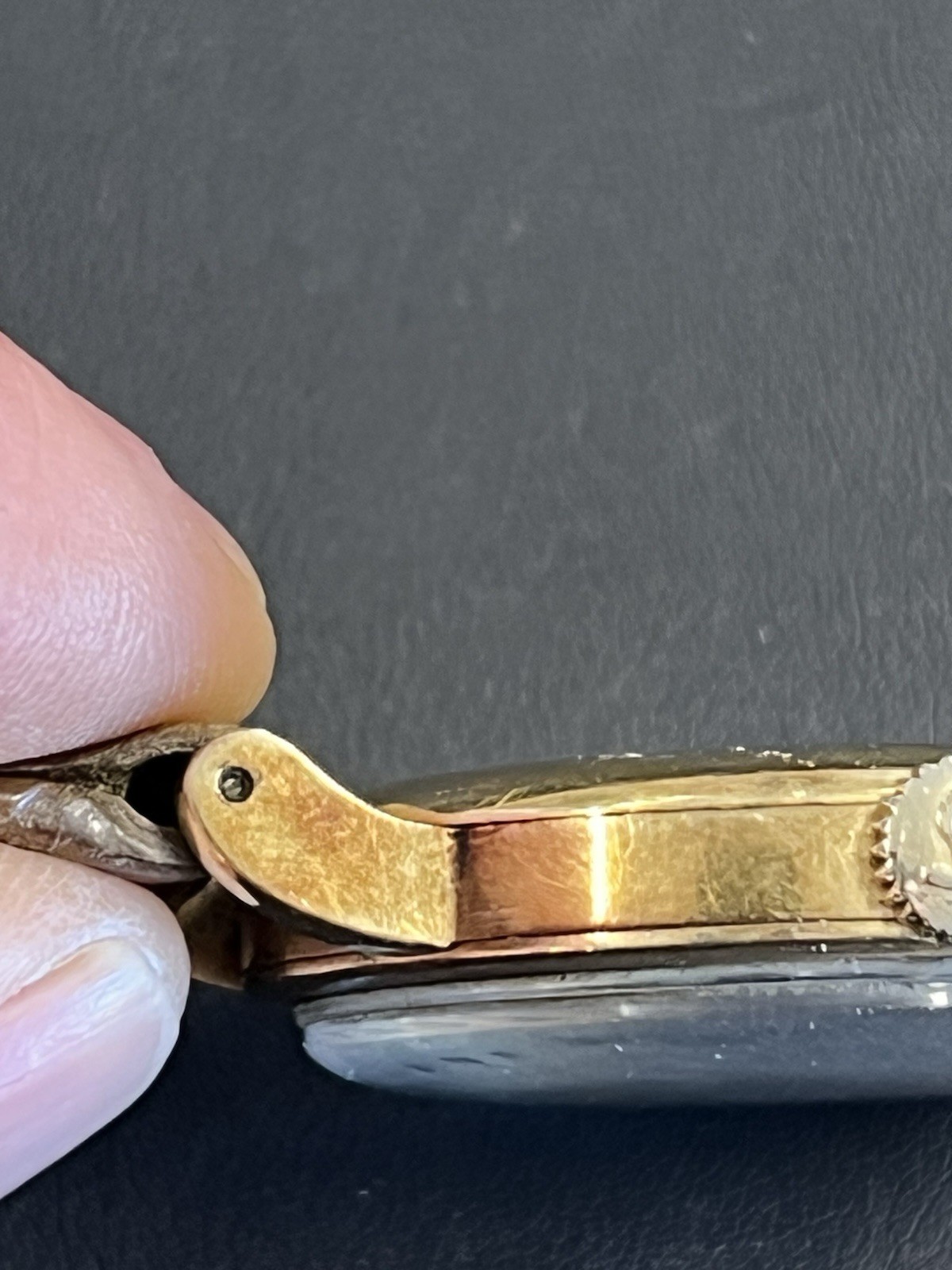 1944 Omega Chronometer ref. 2367 – 18K Gold – Pie Pan Dial – 35.4 mm – Working
