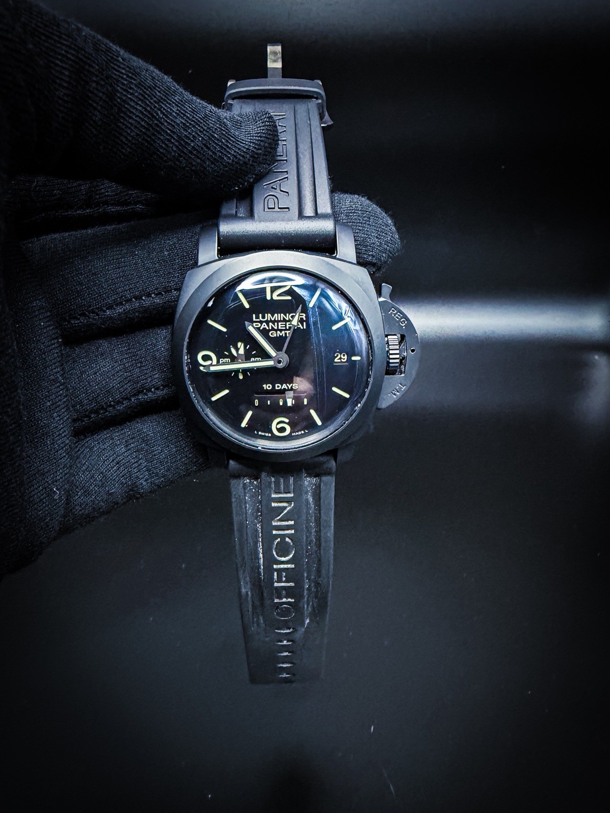 Panerai Luminor 1950 10 Days GMT 44mm Ceramic Black Dial PAM00335 Box/Papers