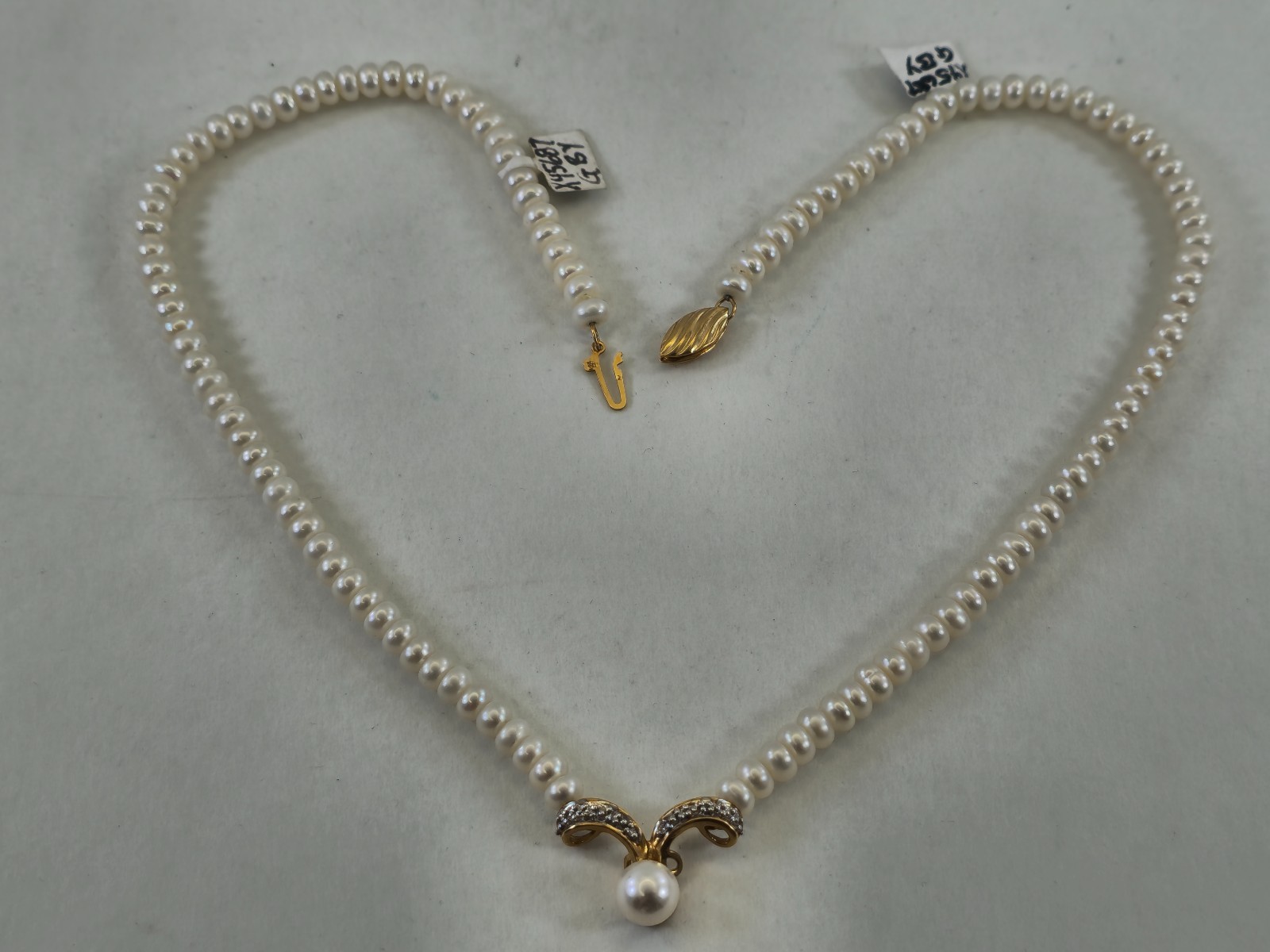 14k Yellow & White Gold Pearl Beaded Strand w/ Pendant Necklace – 16 Inches