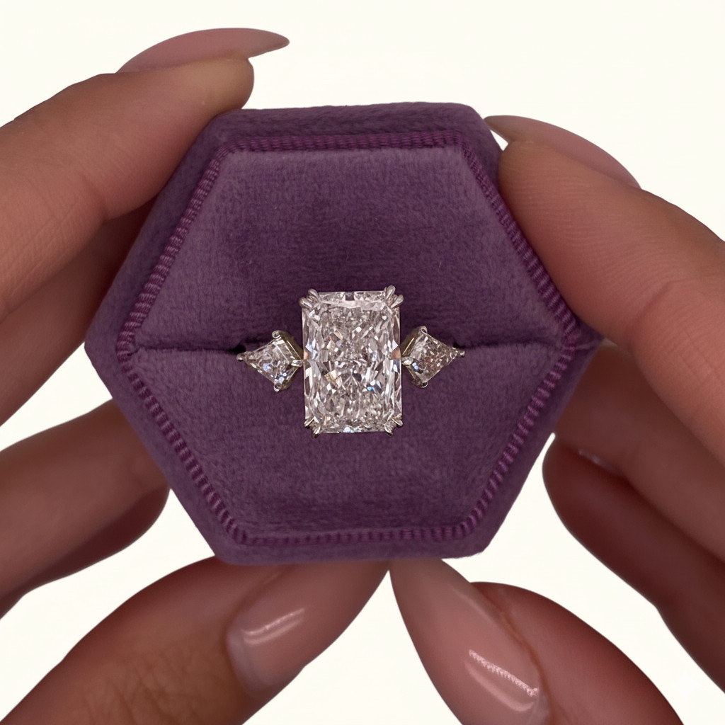 Lab Grown Radiant Cut Unique Design 4.50 Cts E/VVS2 IGI CERTIFIED Elongated Ring