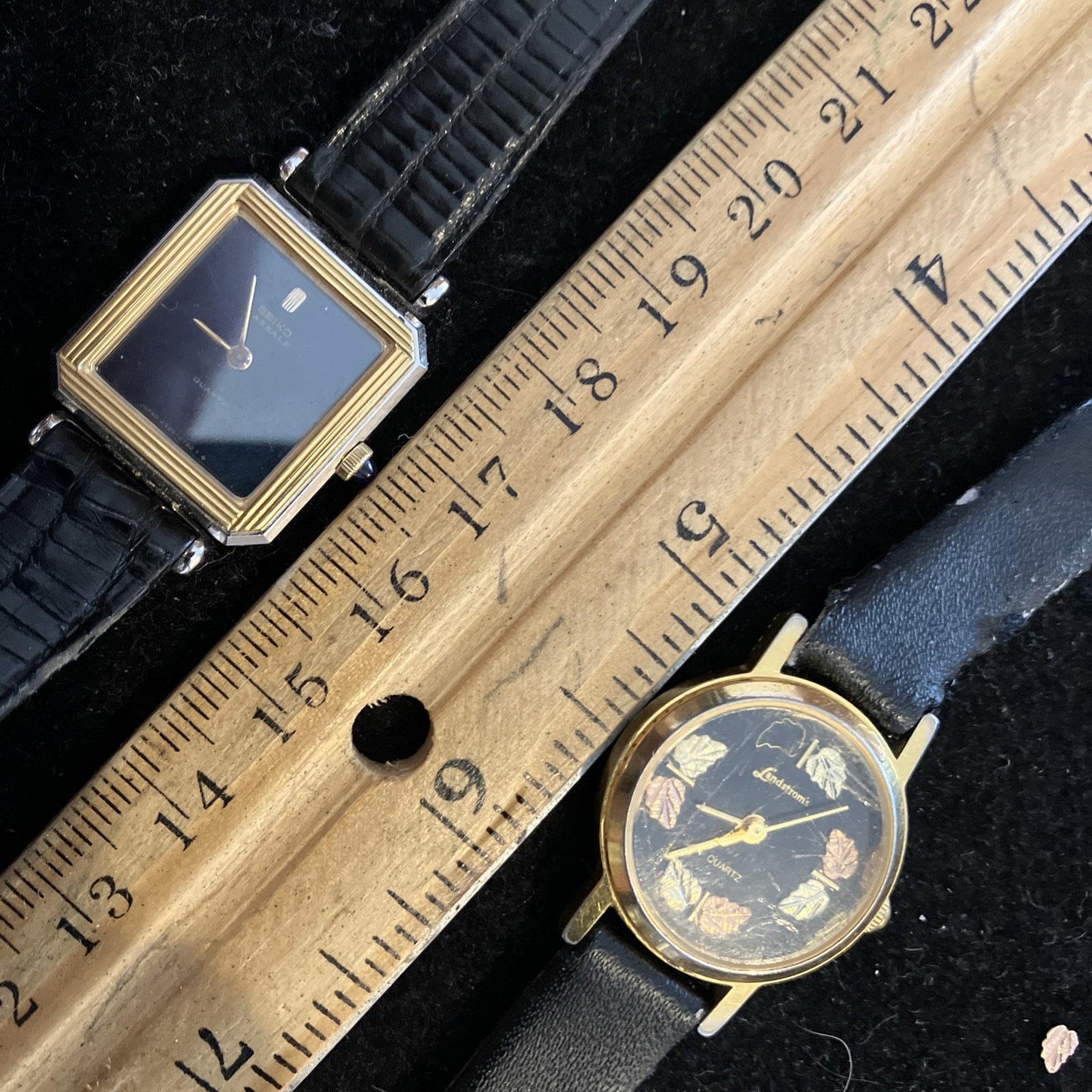 2 Ladies Lanstom’s Black Hills Gold Leaves & Seiko Lassale Watches Parts Only