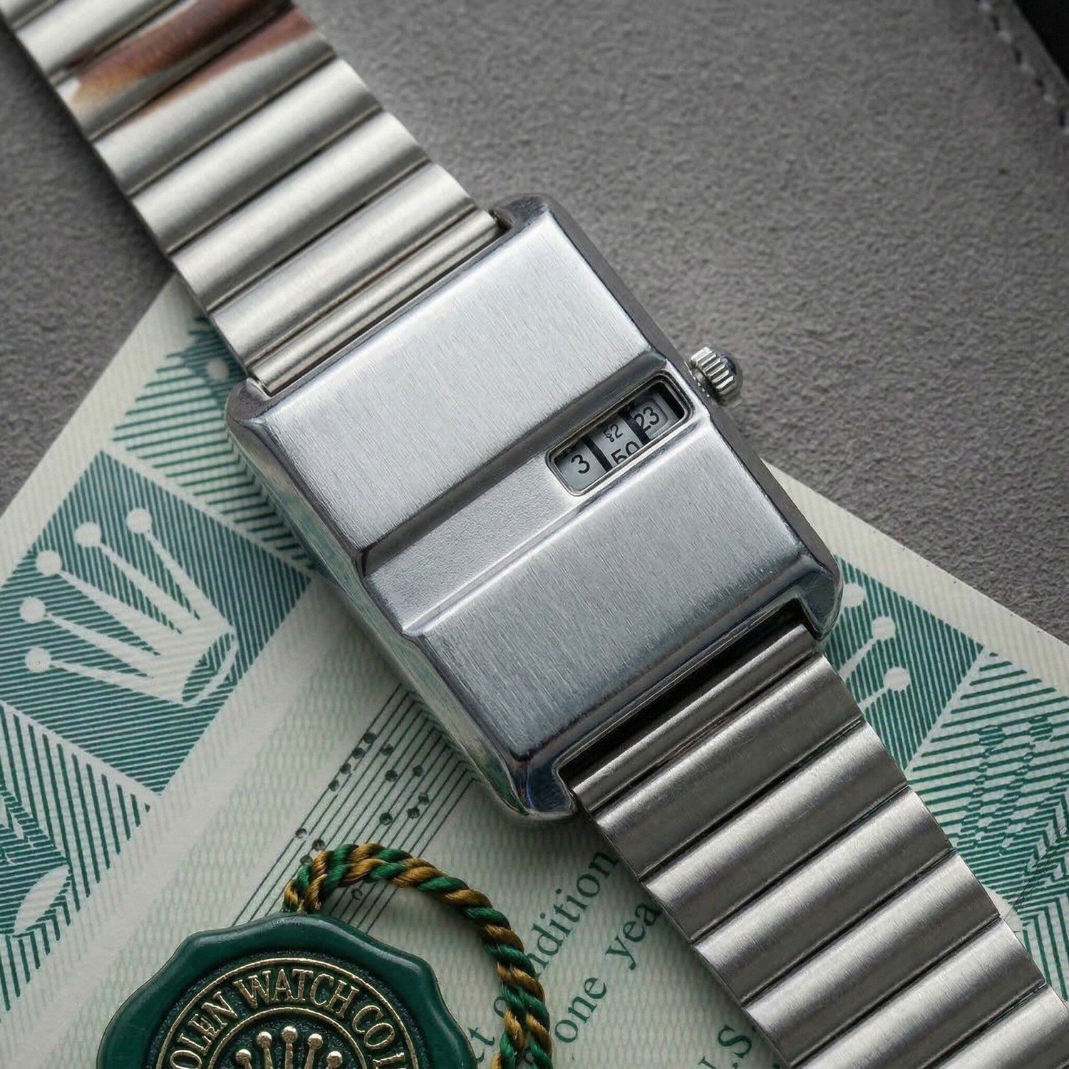 CILOA Vintage Men’s Retro Square Jump Hour Quartz Watch 3ATM Stainless steel