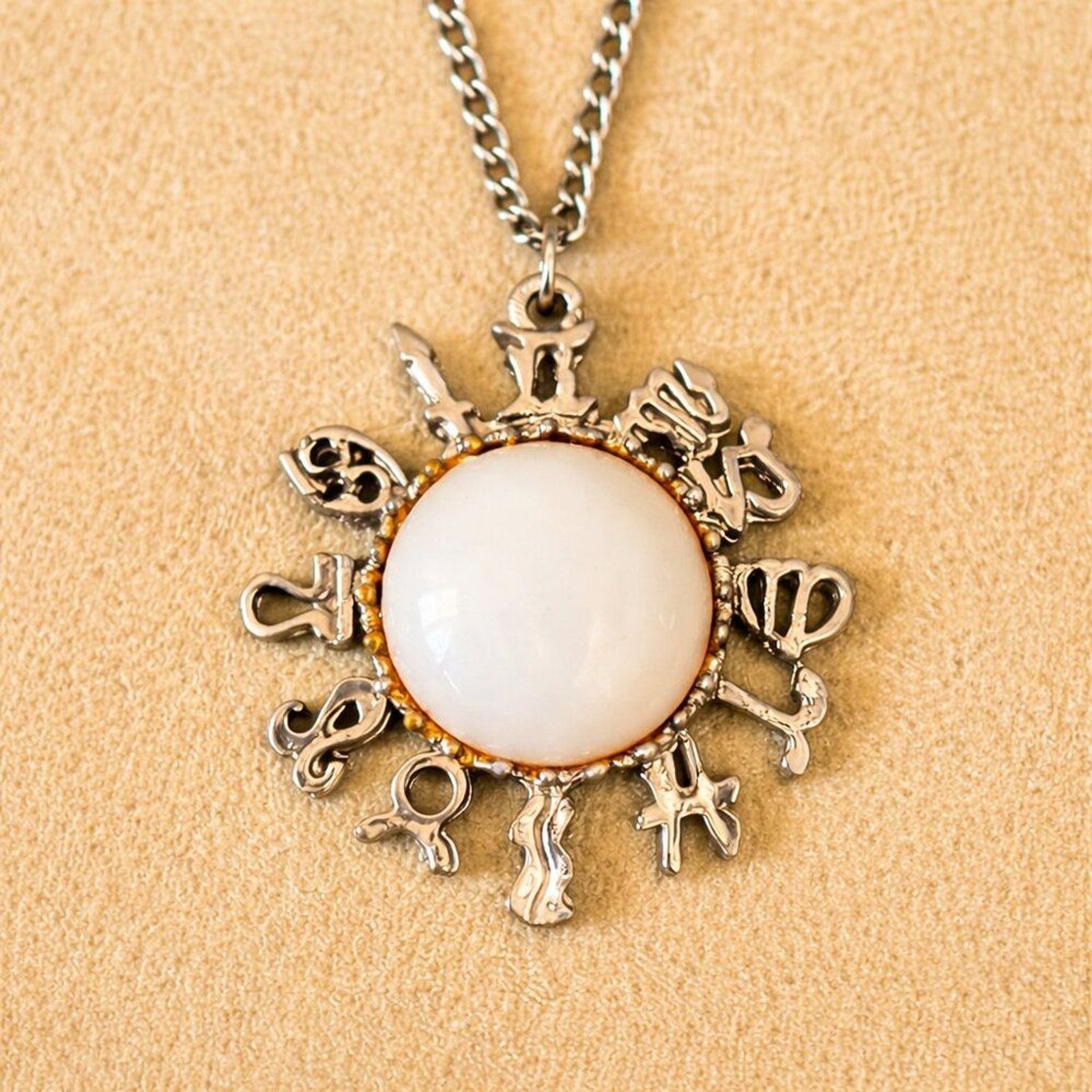 VTG Zodiac Pendant Necklace White Cabochon Astrology Silver Tone Chain Boho Chic