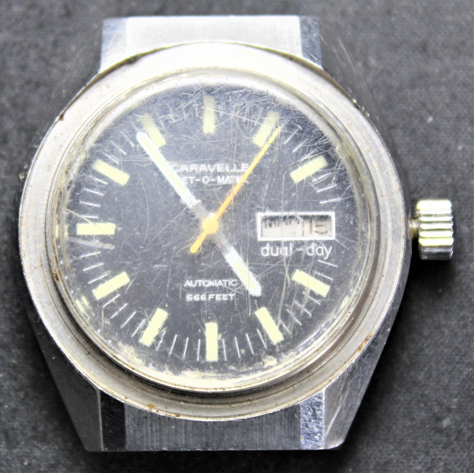 Caravelle Set-O-Matic Automatic 17j Day/Date 666 ft Diver Watch – Runs