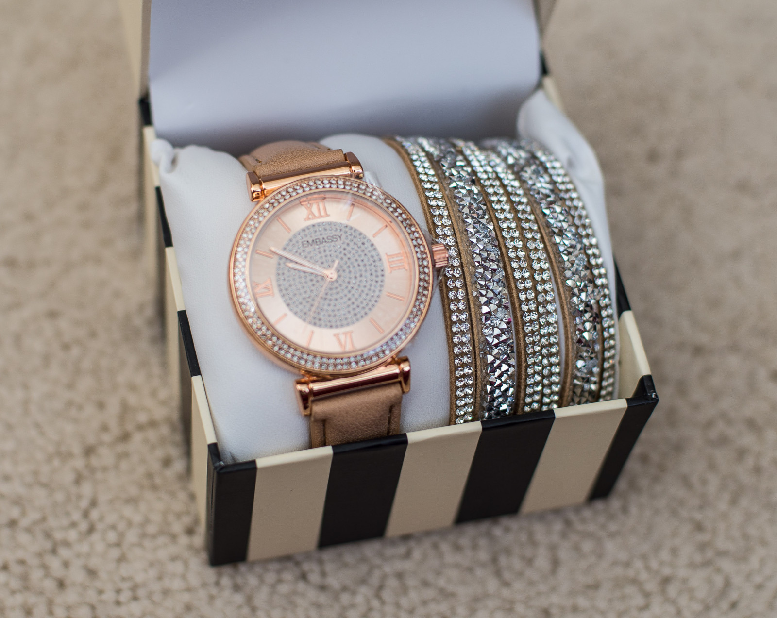 Women Diamond Watch & 10 Strands Bracelet Bangle Jewelry Set Tan Gold Silver