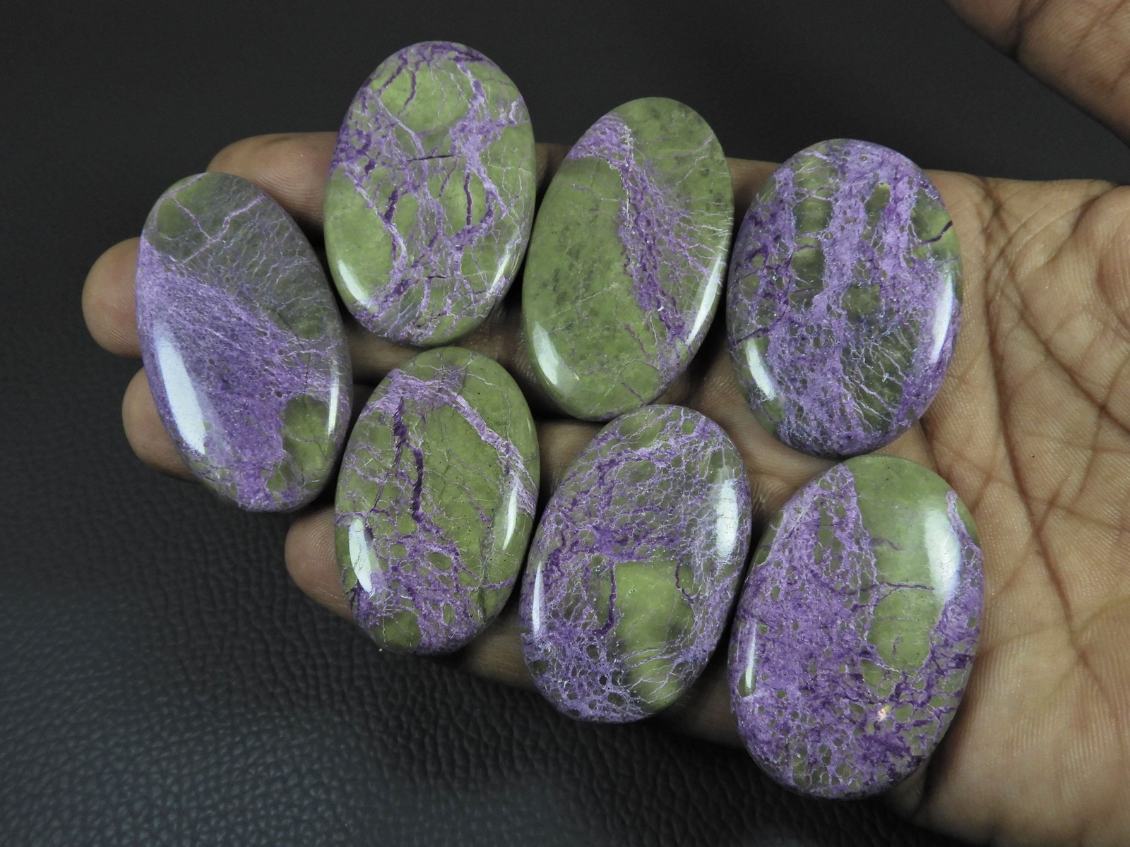 07Pcs Natural Stichtite Oval Shape Cabochon Loose Gemstone 292Cts. Lot D159