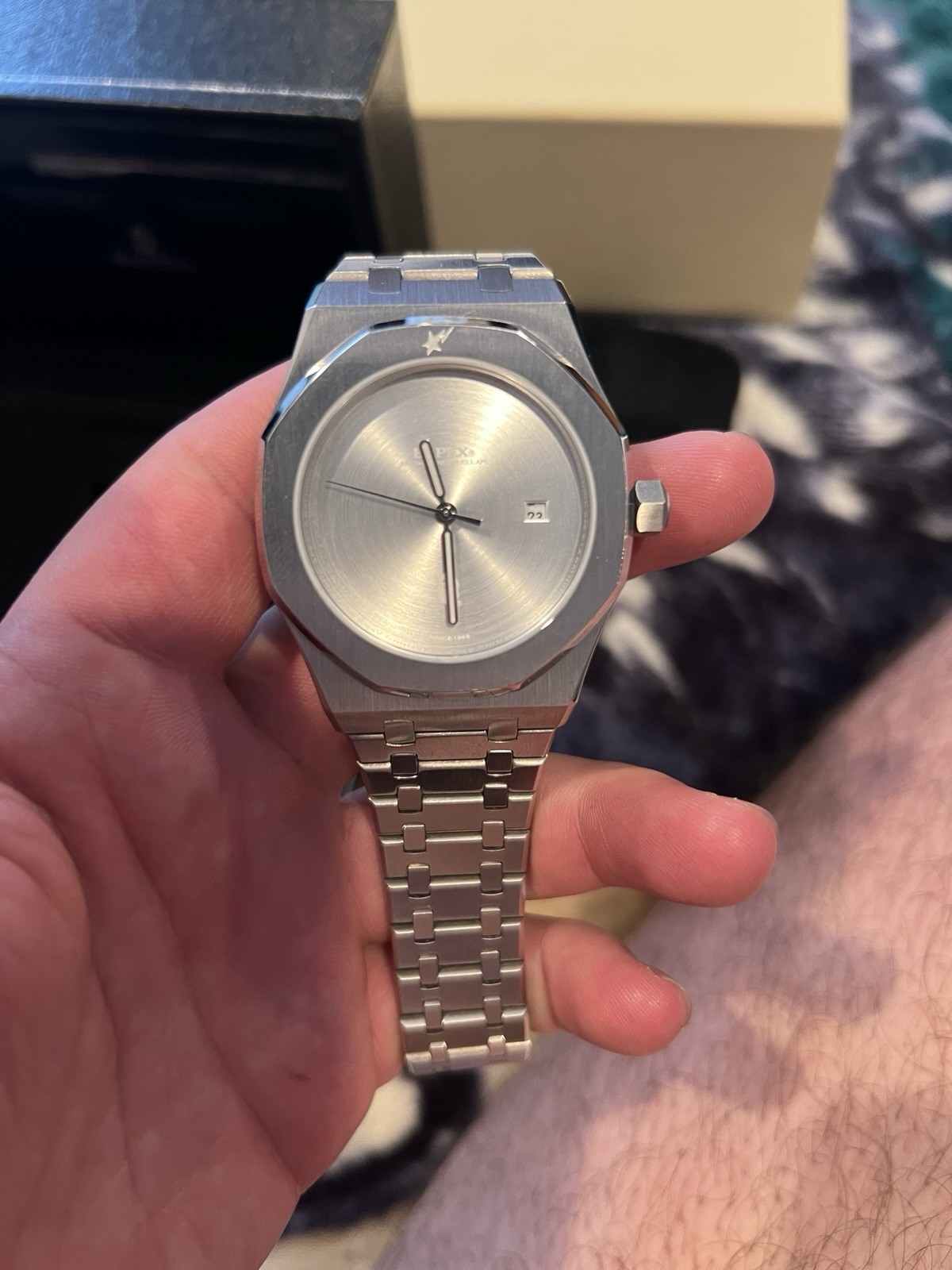BAPEX Type 9 Quartz 42mm Silver Dial/Bracelet Date 100m w/ Box Papers