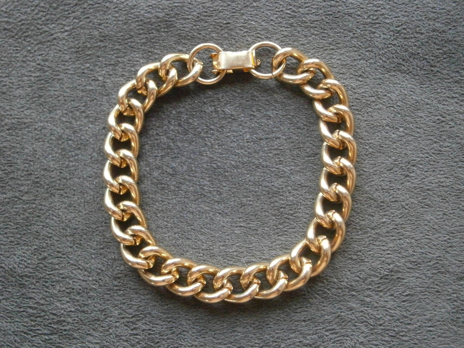 Chunky Heavy Curb Chain Link Vintage Goldtone Bracelet 7.25″ ~ 30.0g