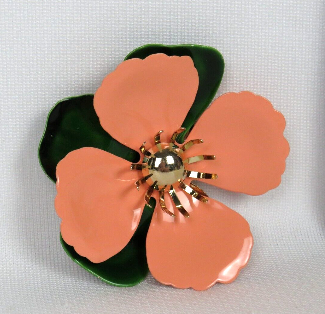 VTG 1950s 60s MOD ENAMEL METAL FLOWER BROOCH SIGNED SARAH COVENTRY 2 3/4″ WIDE