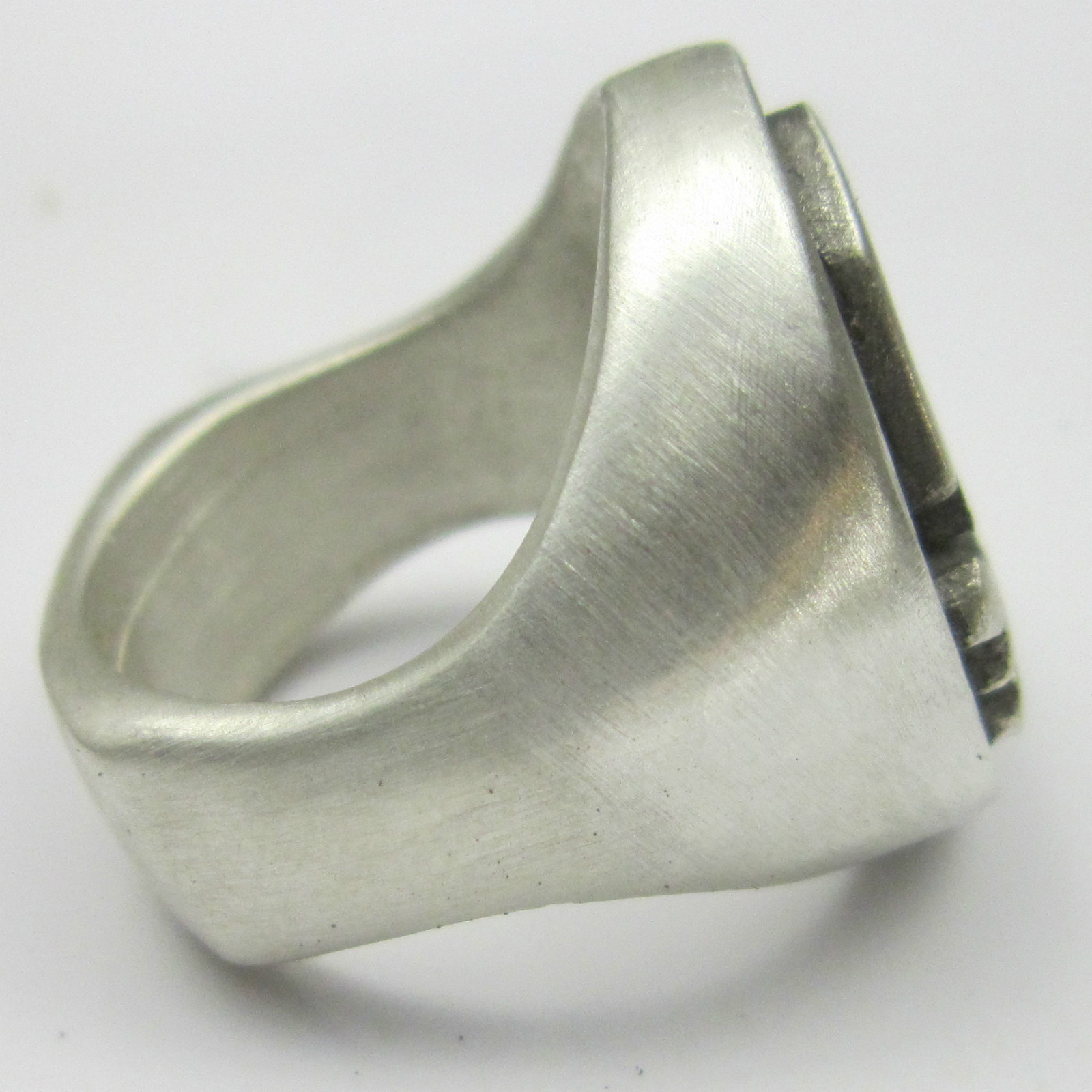 MJG STERLING SILVER CAPTAIN HARLOCK SKULL RING. COMIC CON. SZ 9