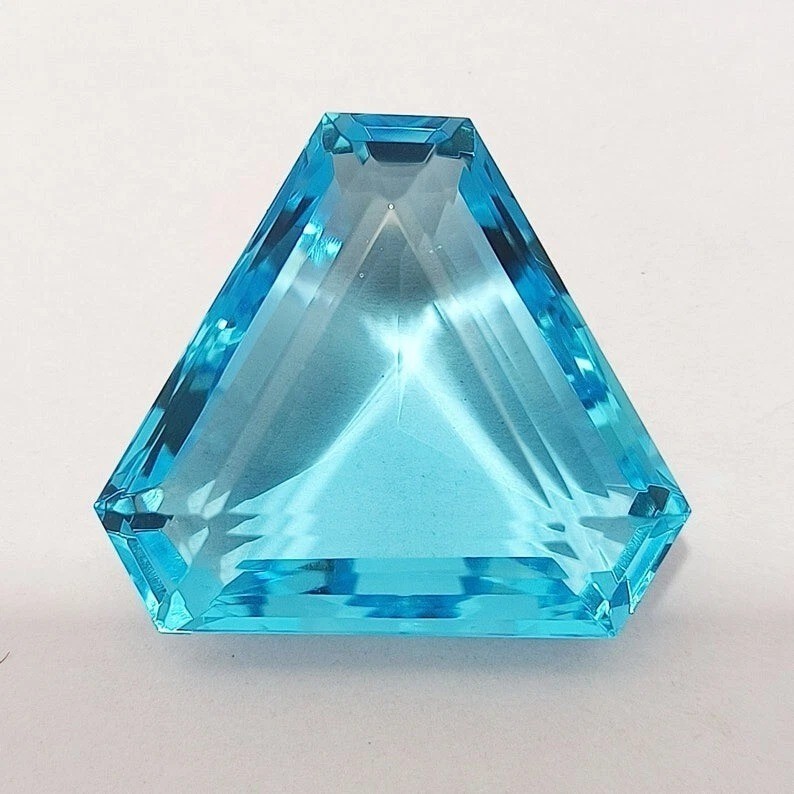 Ocean Blue Aquamarine Fancy Trillion Cut 90+ Ct EGL Certified VVS Loose Gemstone