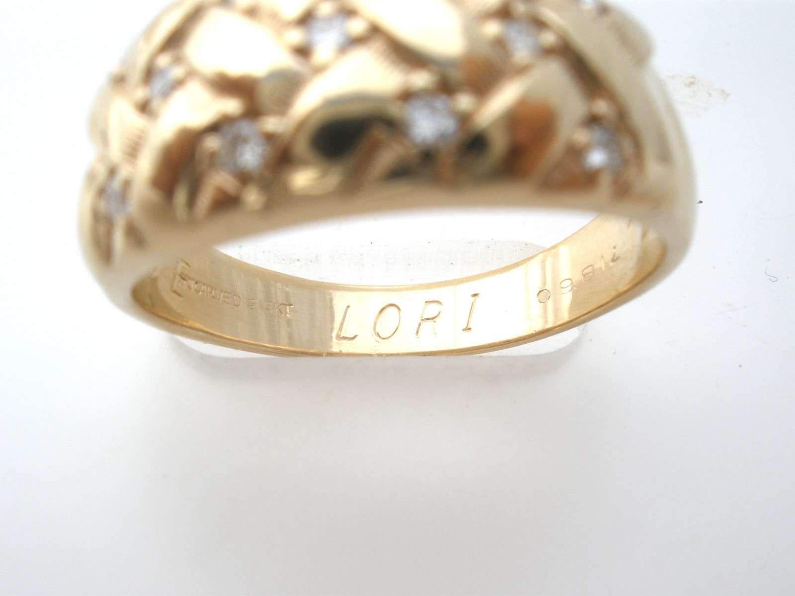 ARTCARVED 14K Gold Diamond Ring Vintage Basketweave Design Size 11 Vintage Band