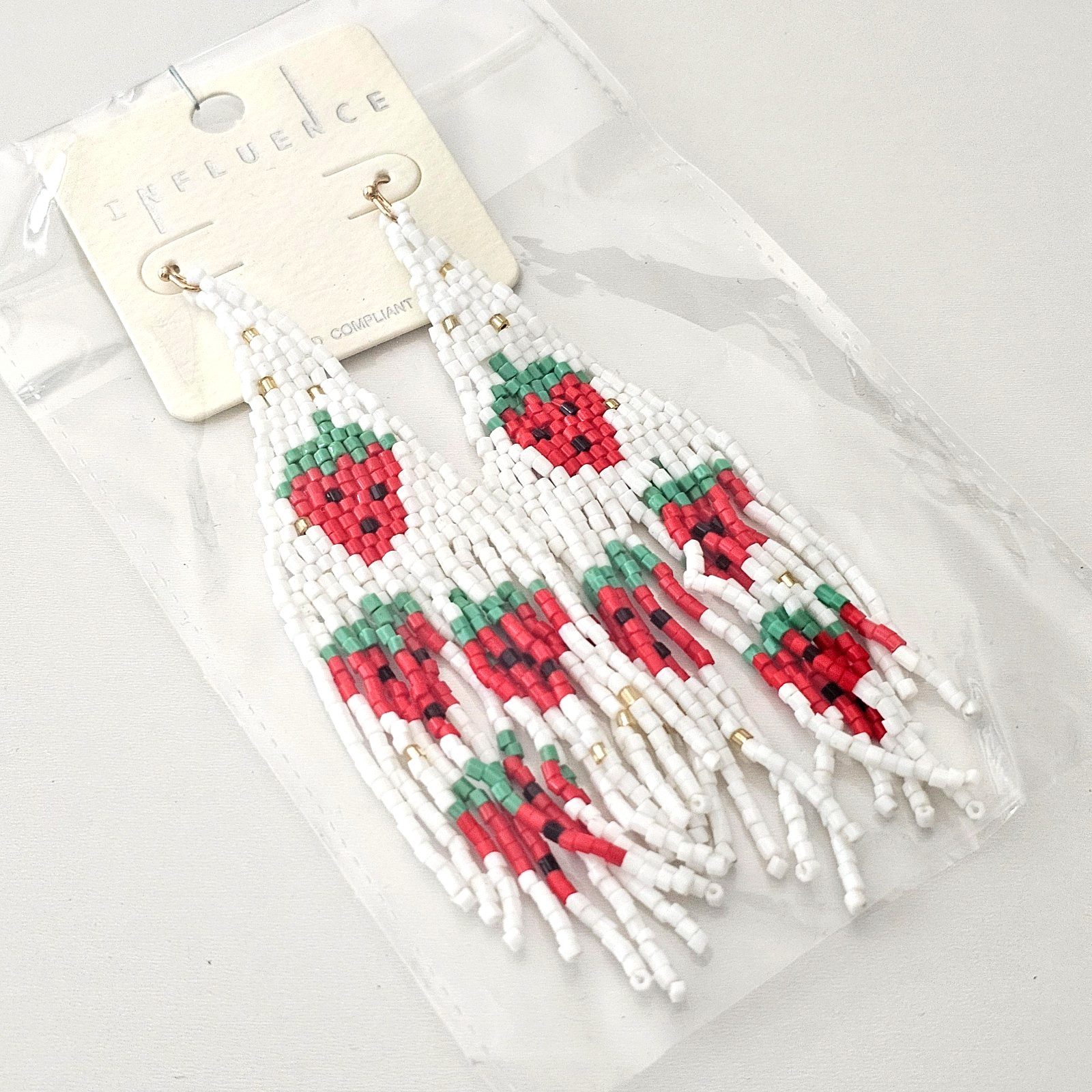 Boho Chic White Strawberry Fruit Dangle Fringe Bead Earrings Beaded 4.5″ NEW